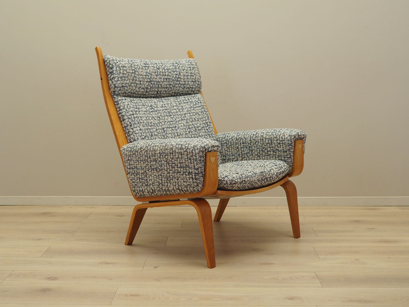 Furniture Lounge Chair, Danish Design, 1960s, Designer: Hans J. Wegner, Manufacturer: Getama photo