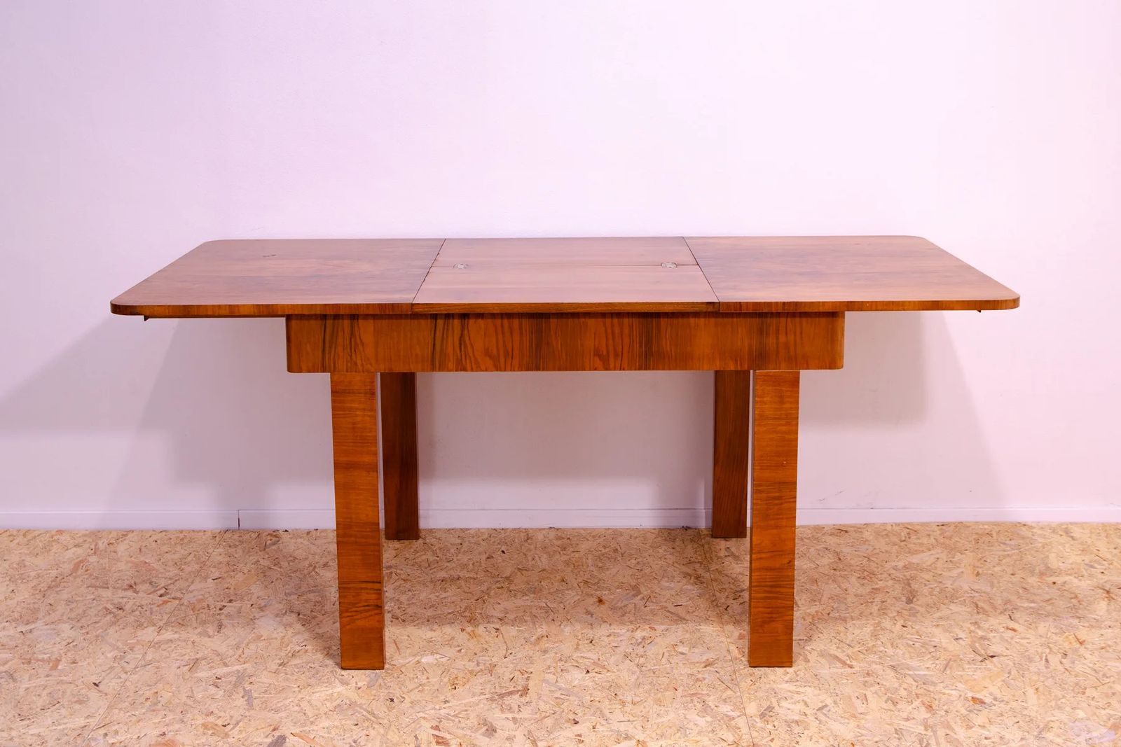 photo vintage Walnoten uitschuifbare eettafel, jaren 1930, Tsjecho-Slowakije