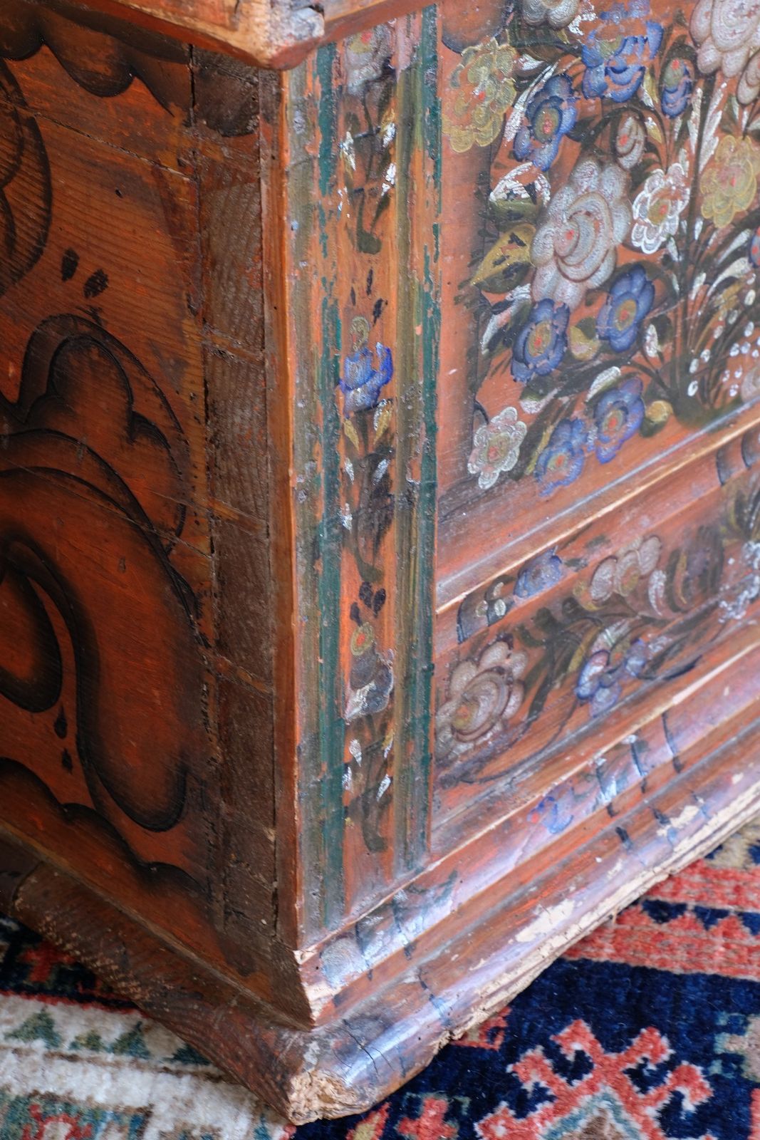 Late 18th Century Alpine Painted Pine Coffer | Continental Folk Art Chest photo vinterior