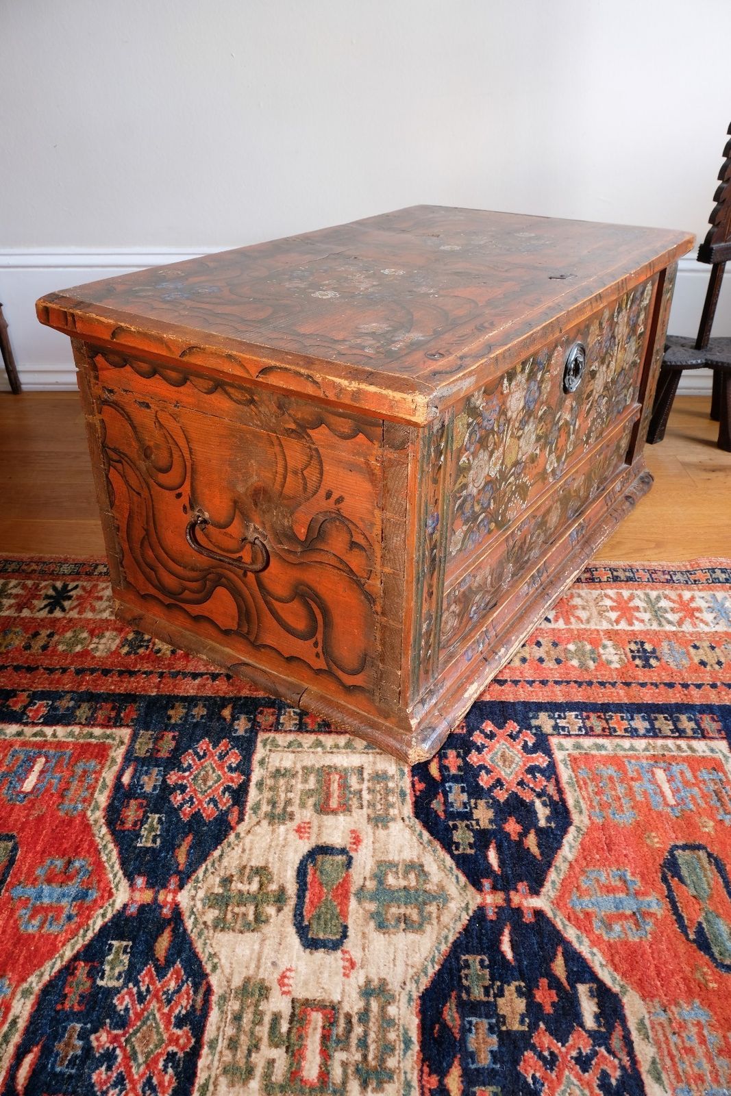 photo furniture Late 18th Century Alpine Painted Pine Coffer | Continental Folk Art Chest
