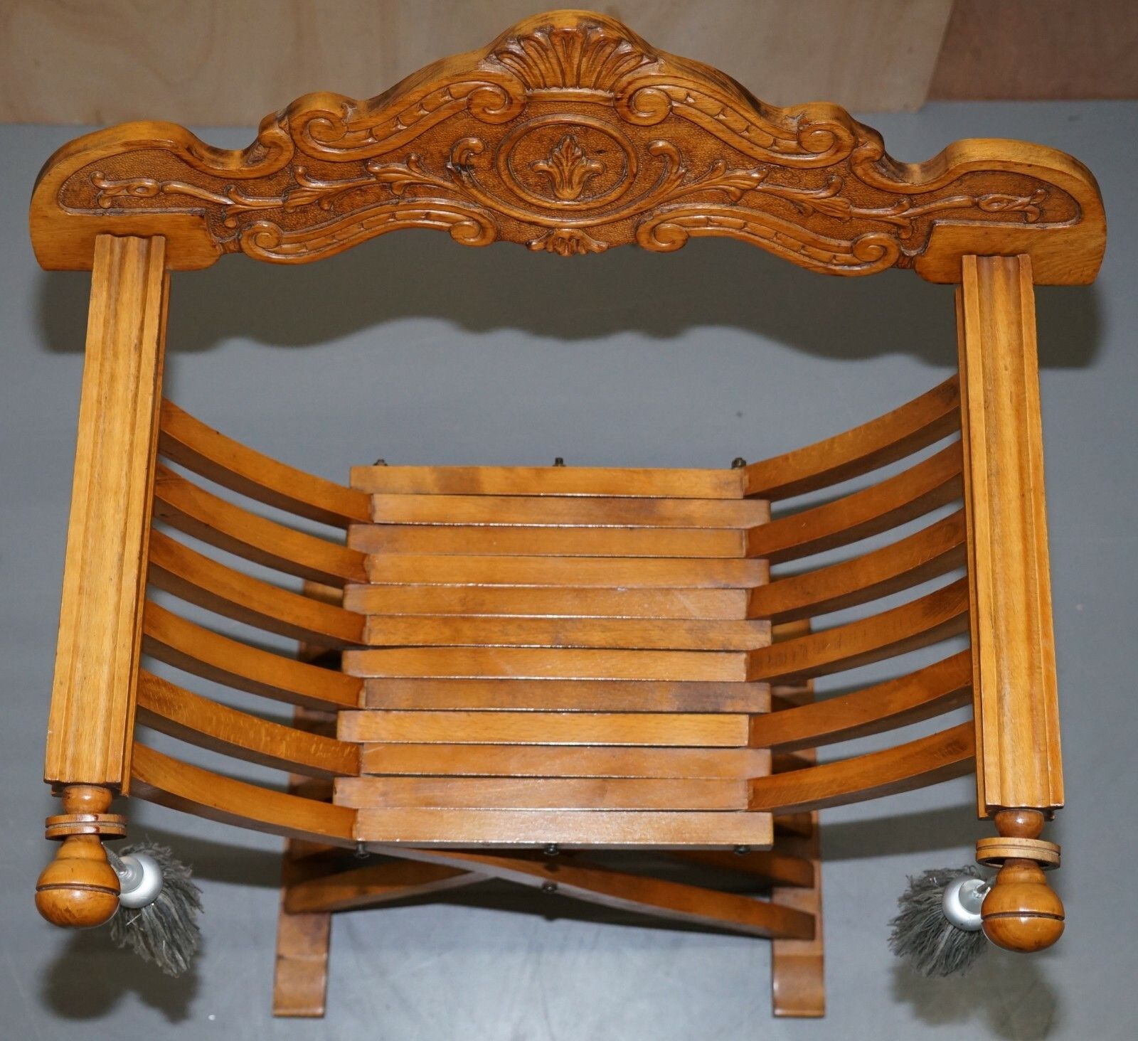 One Two Folding Savonarola Armchairs With Silk Hanging Tassels Well Carved photo Furniture