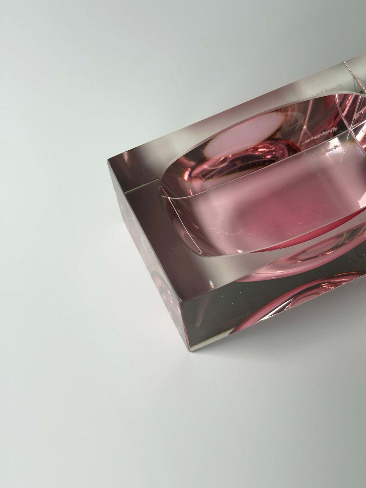 1980s Murano Pink Sommerso Glass Faceted Bowl, Mandruzzato, Italy photo Home Decor