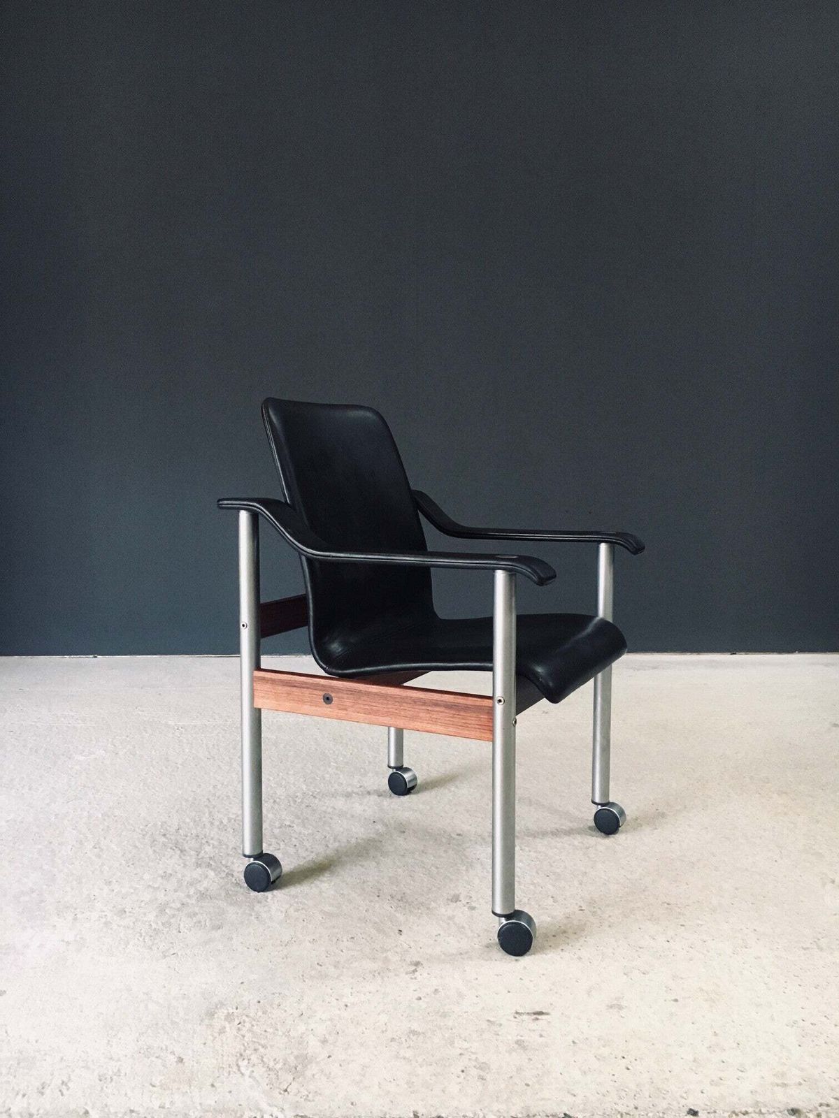 Mid Century Modern Scandinavische Design Bureaustoel Van Dyrlund, Denemarken, Ca. Jaren 1960 photo Meubels