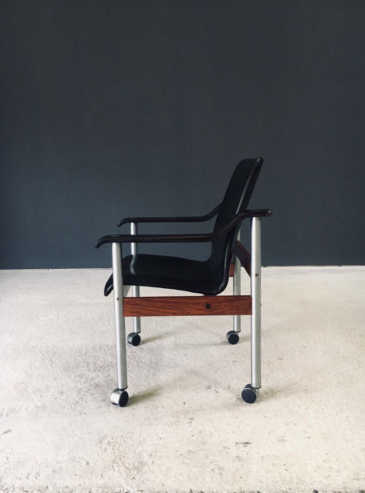Mid Century Modern Scandinavische Design Bureaustoel Van Dyrlund, Denemarken, Ca. Jaren 1960 photo vinterior
