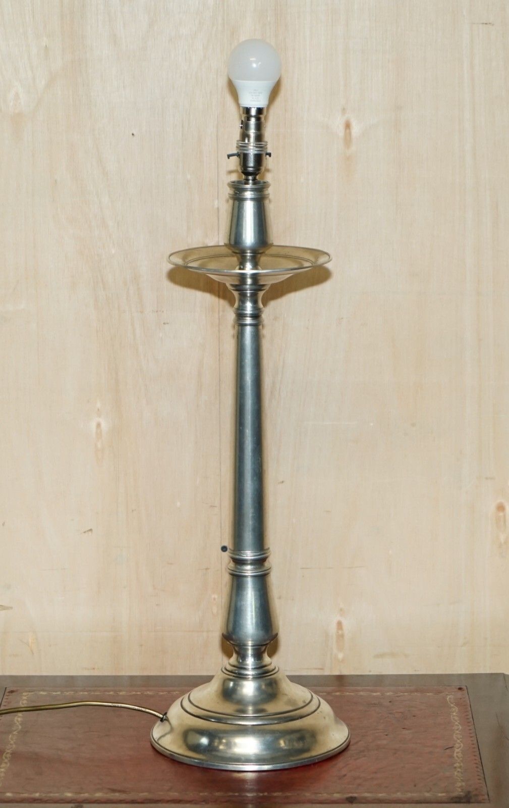photo vinterior Extra Large Owl Stamped Arte Italica Tavola Marinoni Candlestick Pewter Lamp