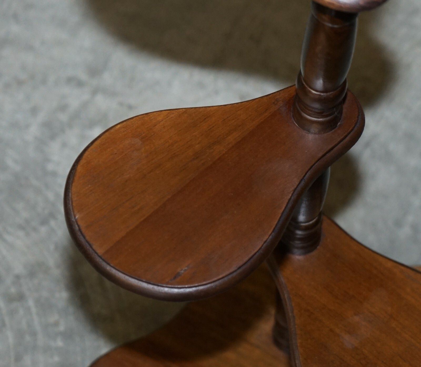Pair Of Hardwood Whatnot Adjustable Side End Tables Cake Stands Display Stands photo vinterior