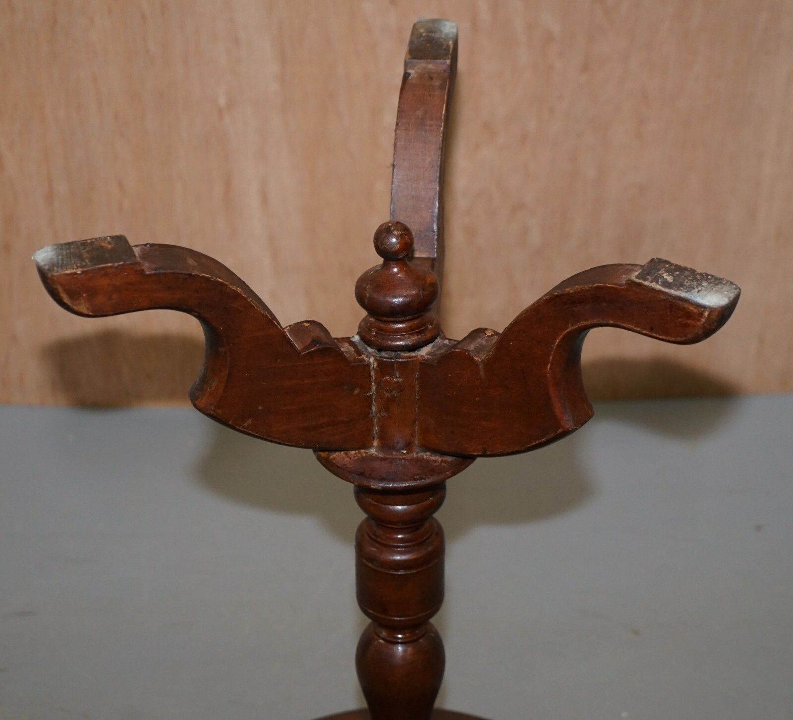 photo for sale Large Edwardian Period English Solid Oak Side End Lamp Wine Occasional Table