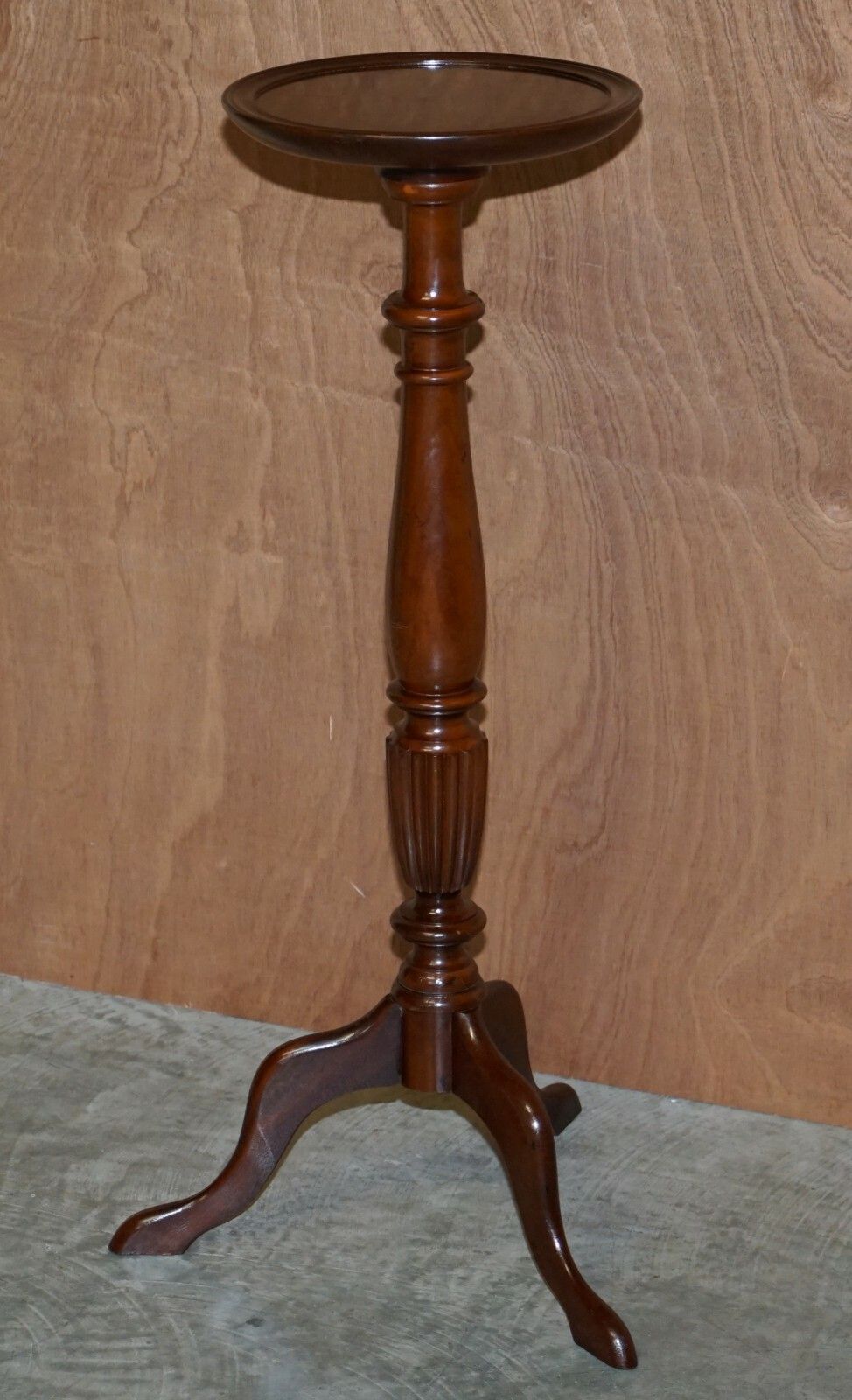 Lovely Antique Victorian Mahogany Hand Carved Jardiniere Plant Stand Pedestal photo furniture