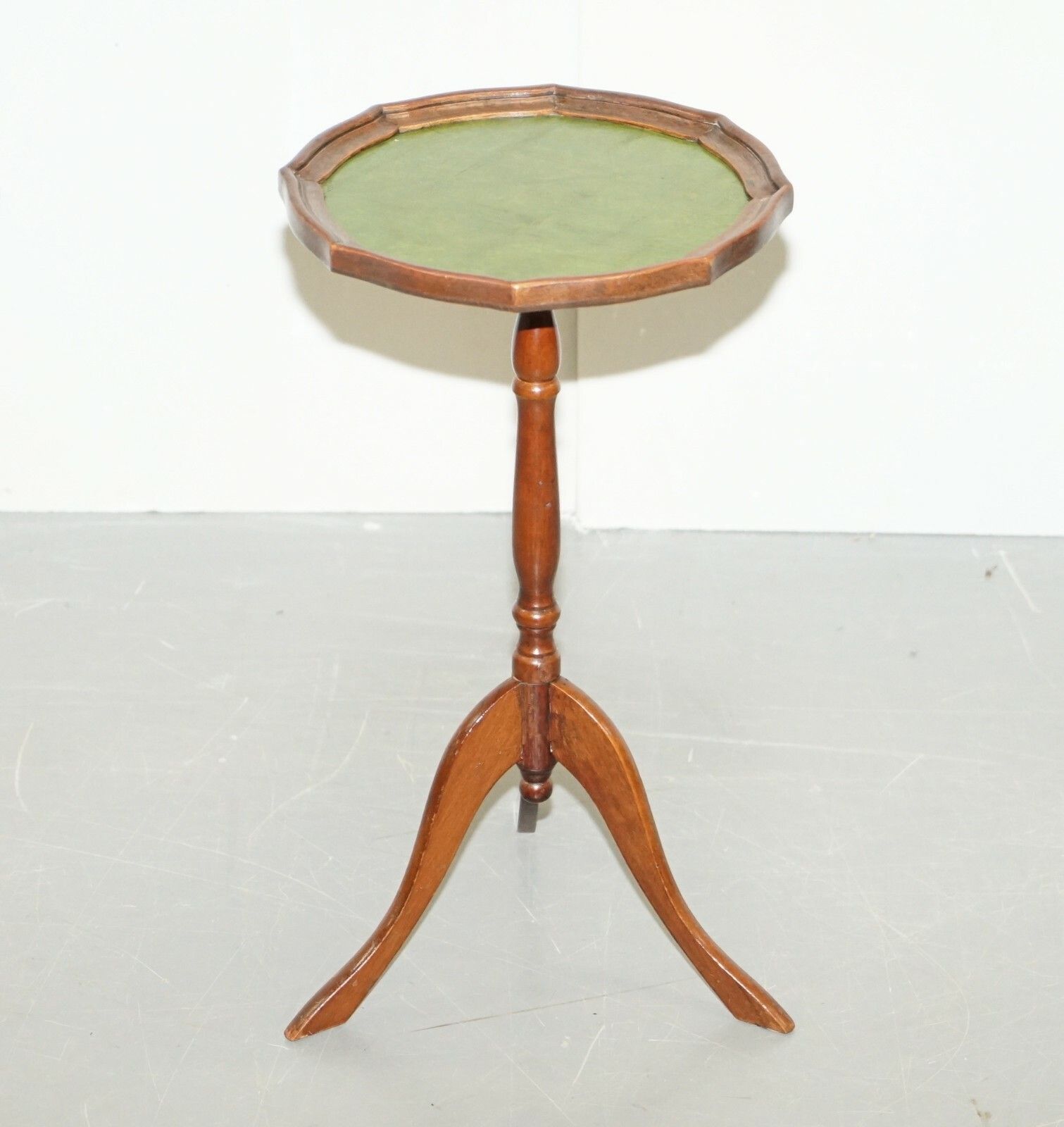 Bevan Funell England Green Leather Vintage Mahogany Tripod Lamp Side End Table photo for sale