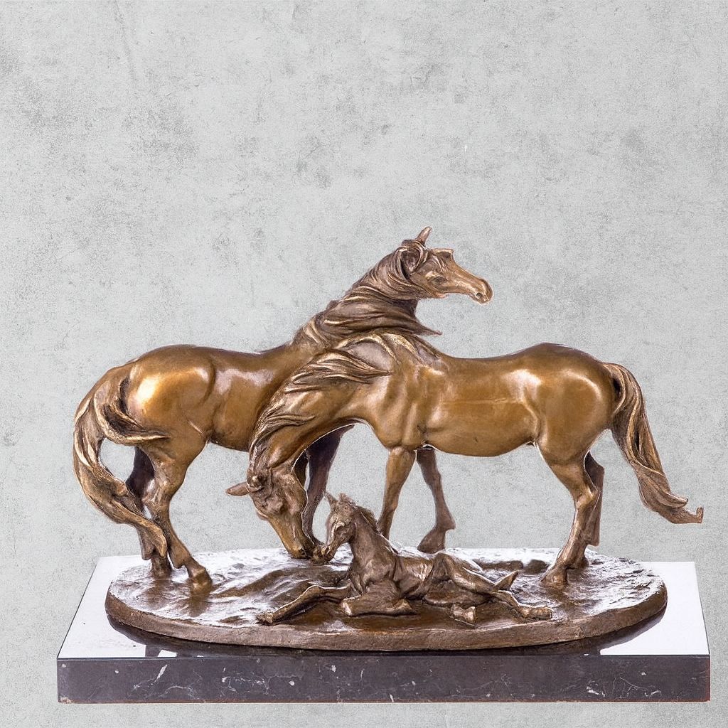 Bronze Horse Figurine   Perfect Gift For Horse Lovers And Elegant Home Decor