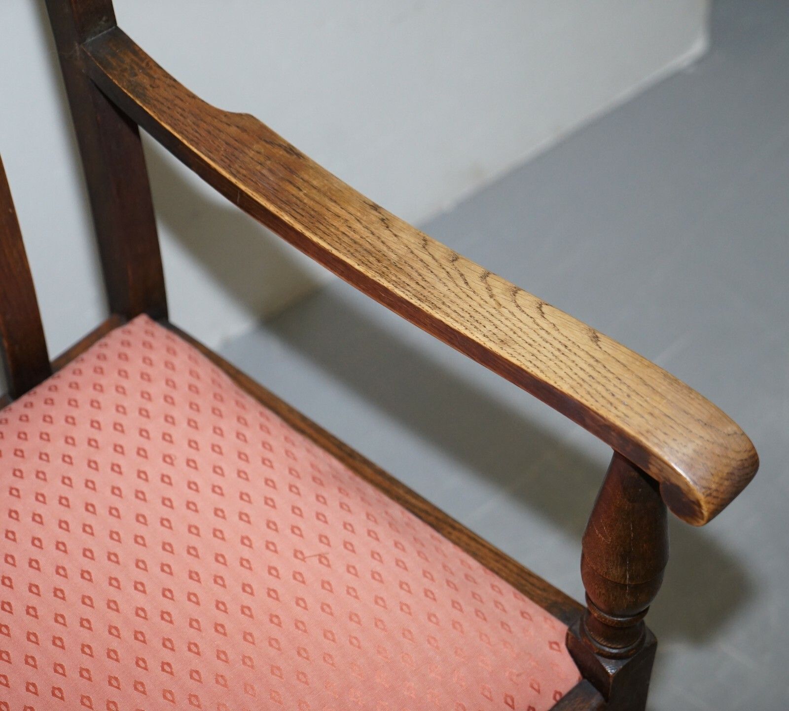 English Oak Circa 1940's Carver Occasional Armchair Lovely Timber Patina Mustsee photo 300.0