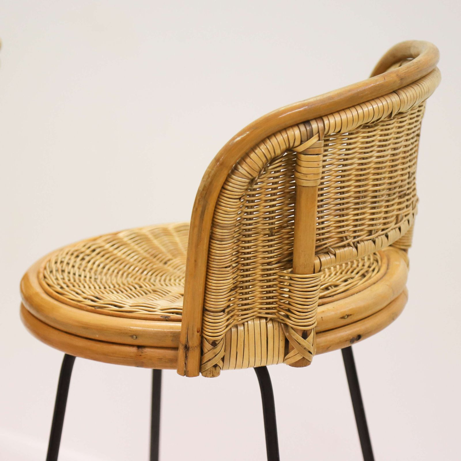 Set Of Four Mid‑Century Rattan Bar Stools   In The Manner Of Seng Of Chicago, C.1960s photo Furniture
