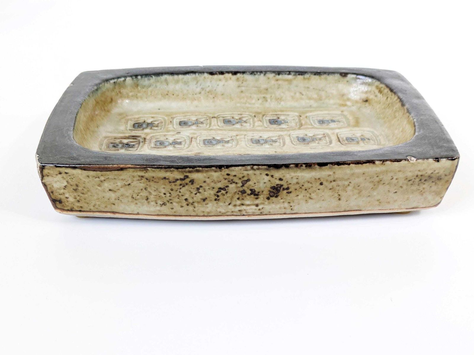 Midcentury Royal Copenhagen Scarab Vide Poche, Brutalist Stoneware Bowl By Jørgen Mogensen, Danish Pottery 1960s photo vinterior