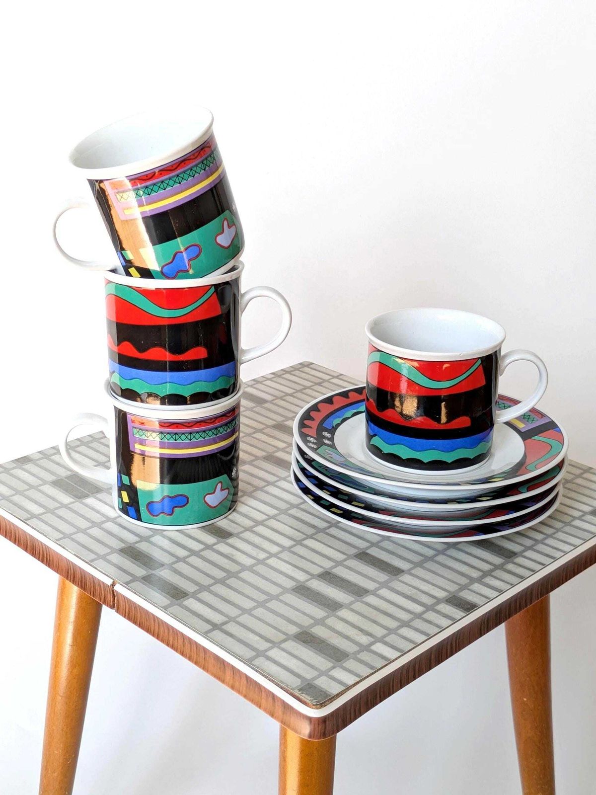 1980s Postmodern Memphis Coffee Set, Burg Lindau Germany, Porcelain Cups & Saucers