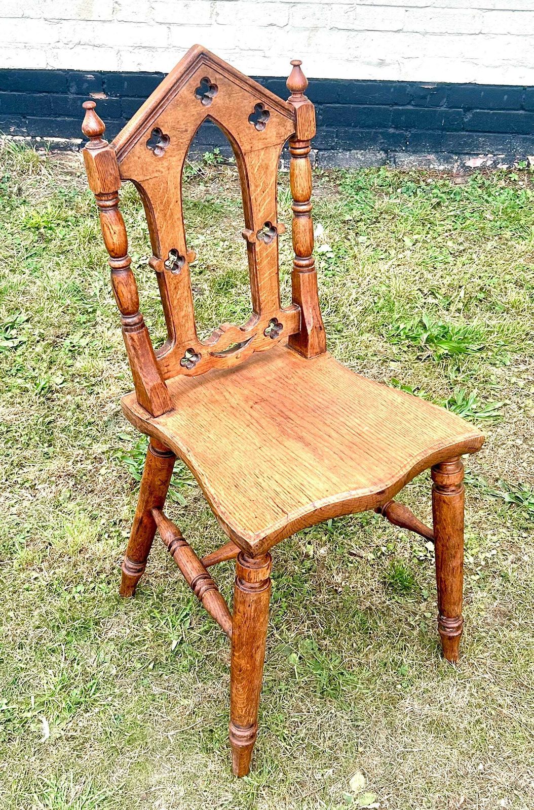 Antique Pitch Pine Hall Chair Gothic Church Wooden Hall Vintage Industrial Seating Arts And Crafts Victorian