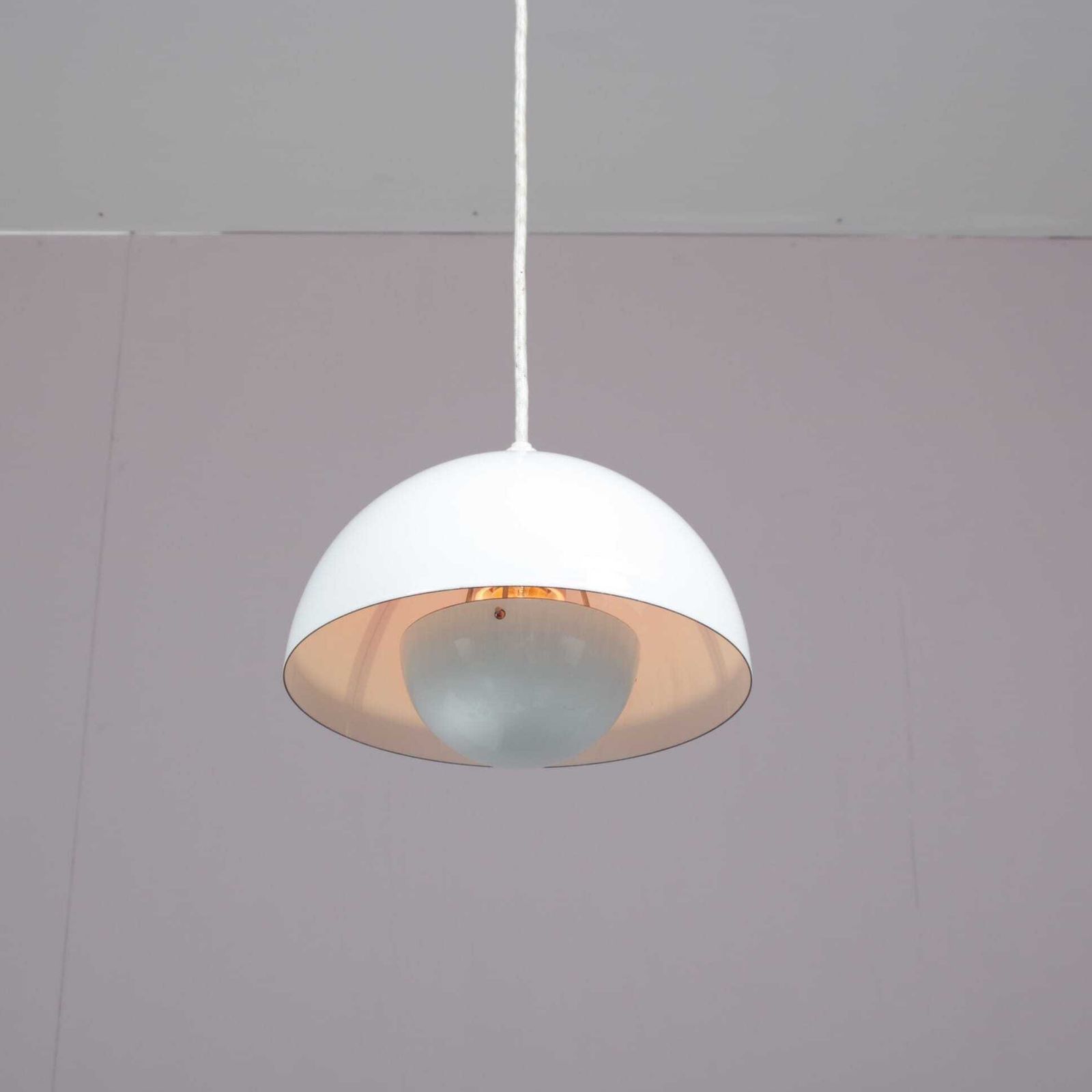 1970s Flower Pot Hanging Lamp By Verner Panton For Louis Poulsen, Denmark photo Lighting