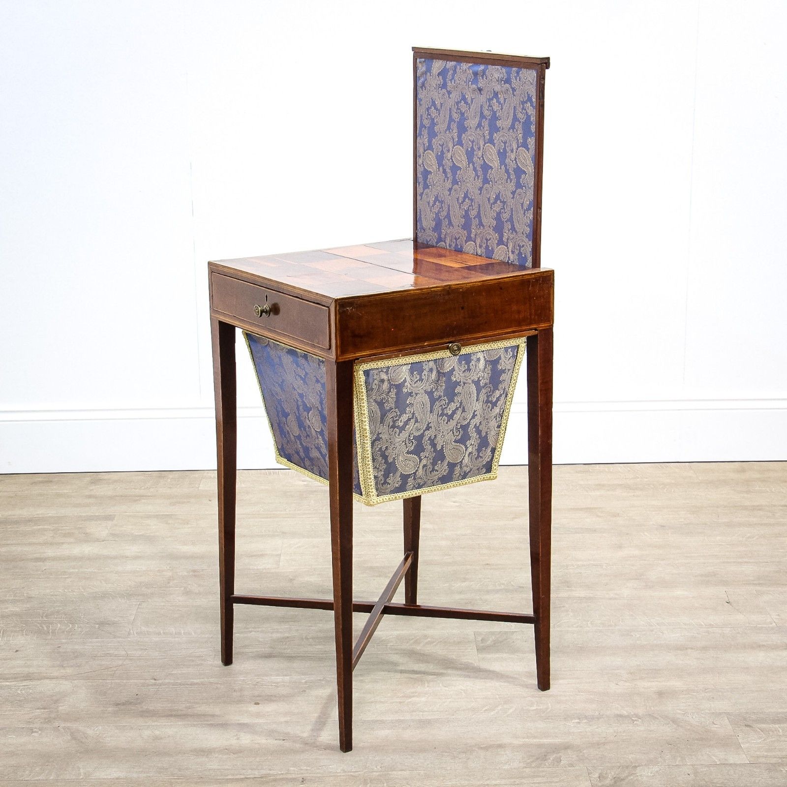 George III Work Table With Sewing Box & Fire Screen photo 880.0