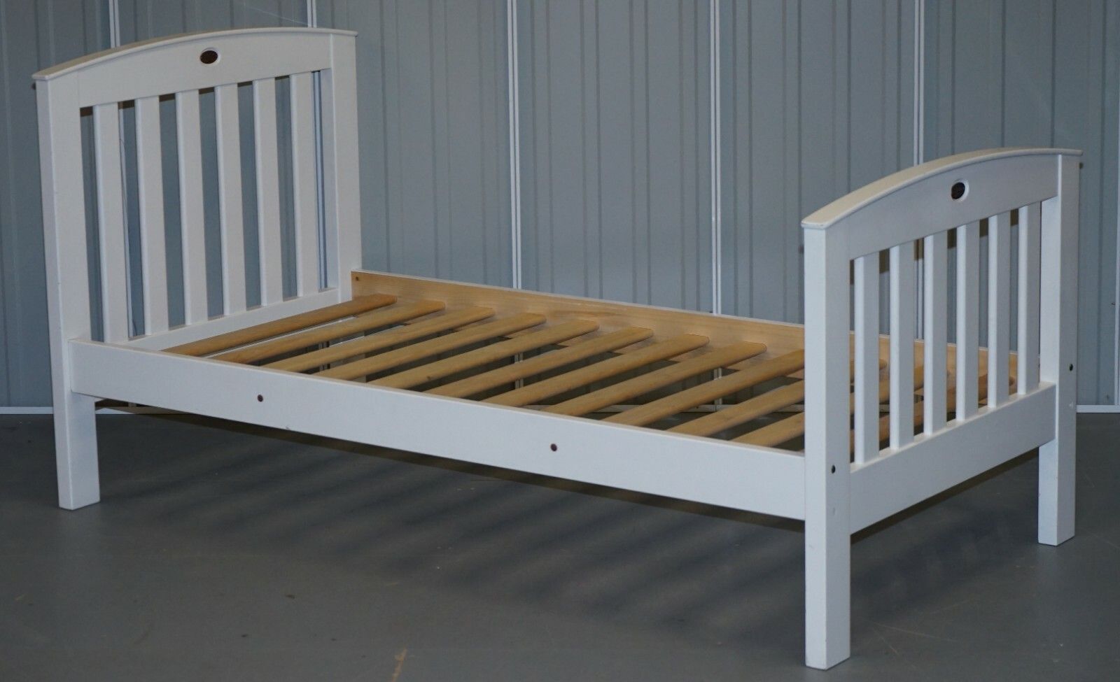 Rrp £350 Boori Country Collection White Painted Pine Single Children's Bed Frame photo Furniture