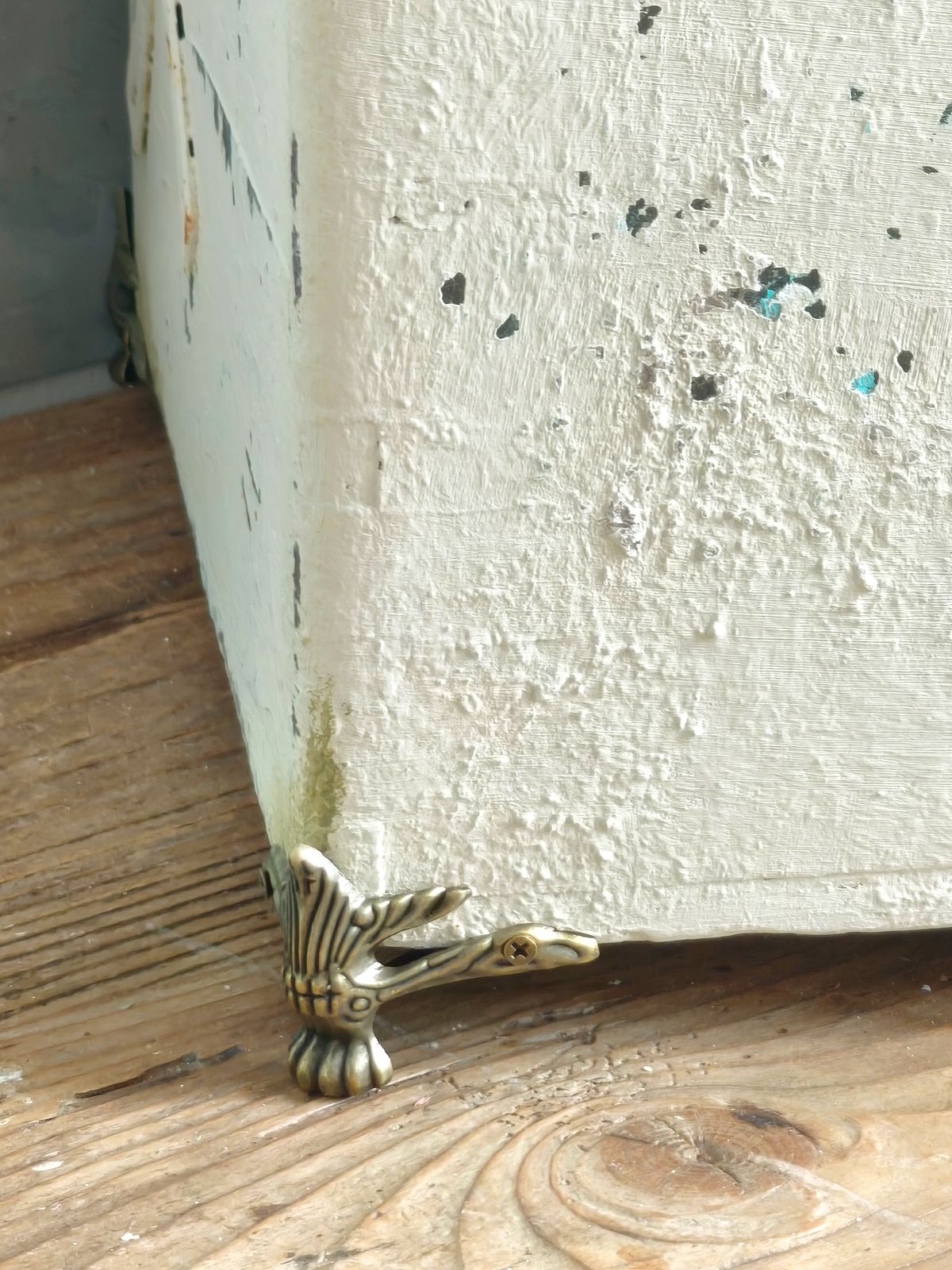 Antique Creamy Wooden Trunk Chest, Distressed Furniture photo 210.0