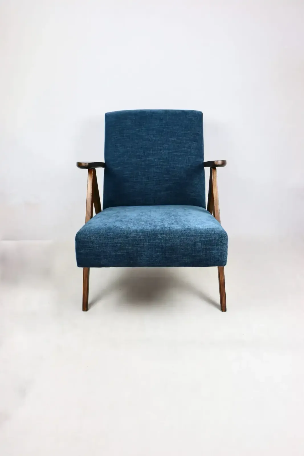 Vintage Armchair Classic Like Var Gray   Blue Jeans photo furniture