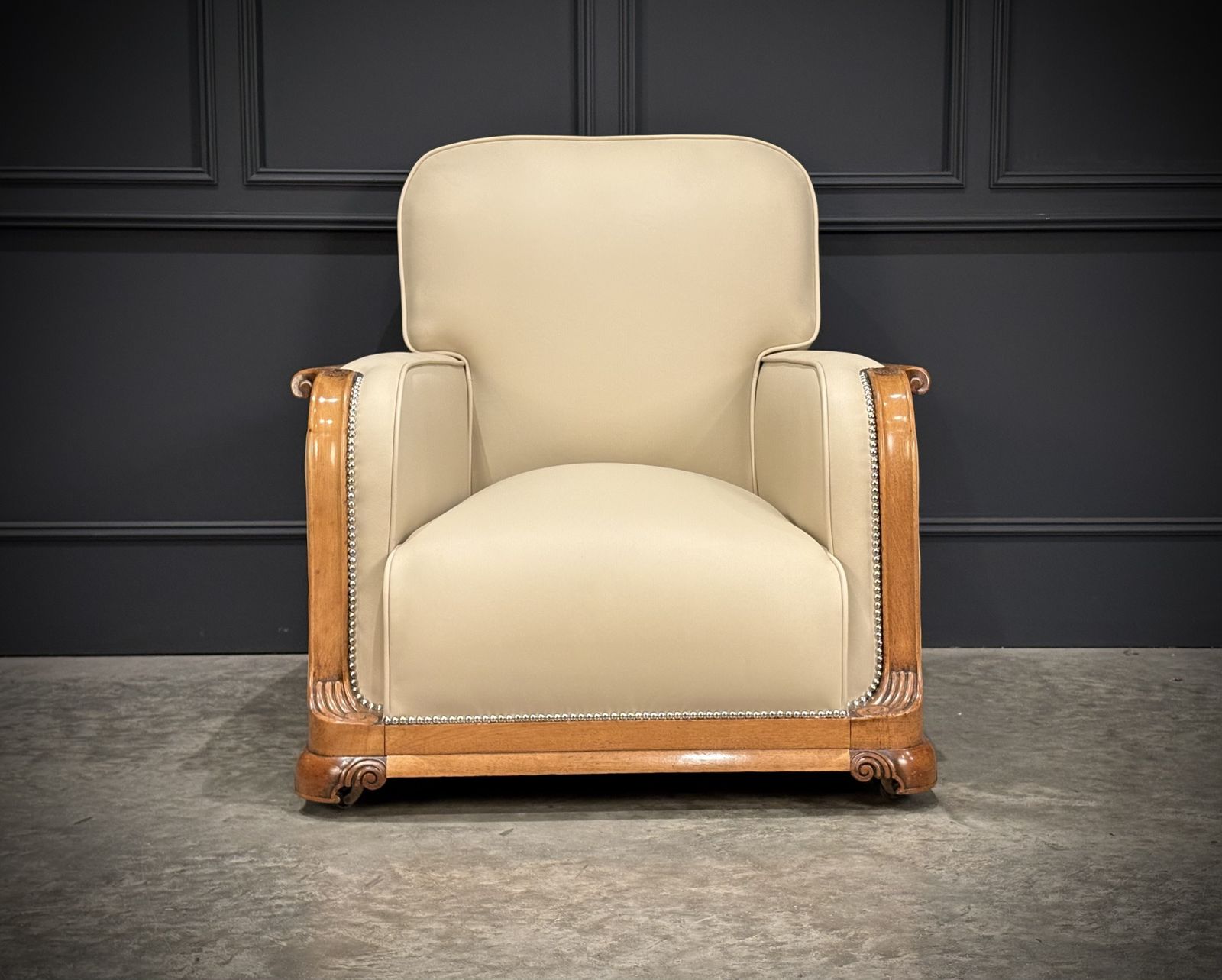 photo furniture Pair Of Art Deco Walnut & Leather Armchairs