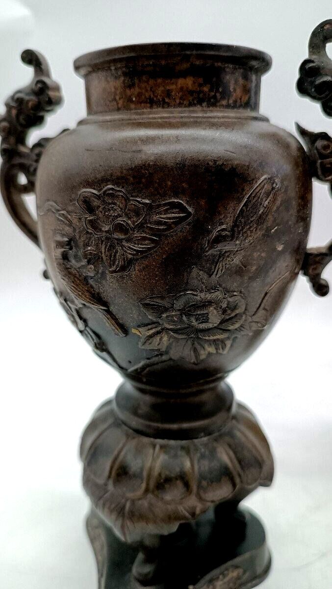 Pair Of 19th Century Bronze Japan Vases photo for sale