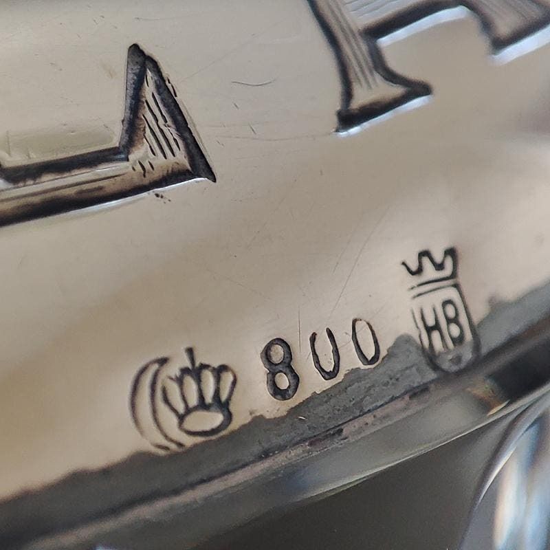 Rare Hermann Bauer German Silver Mounted Smoked Glass Cigar Ashtray, 1938–40, Hallmarked 800 Silver, Hb   St. Hubertus Lodge Presentation photo vinterior
