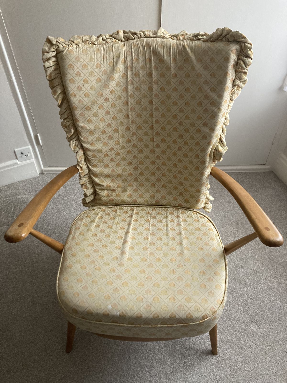 Ercol Chairs X 3 photo furniture