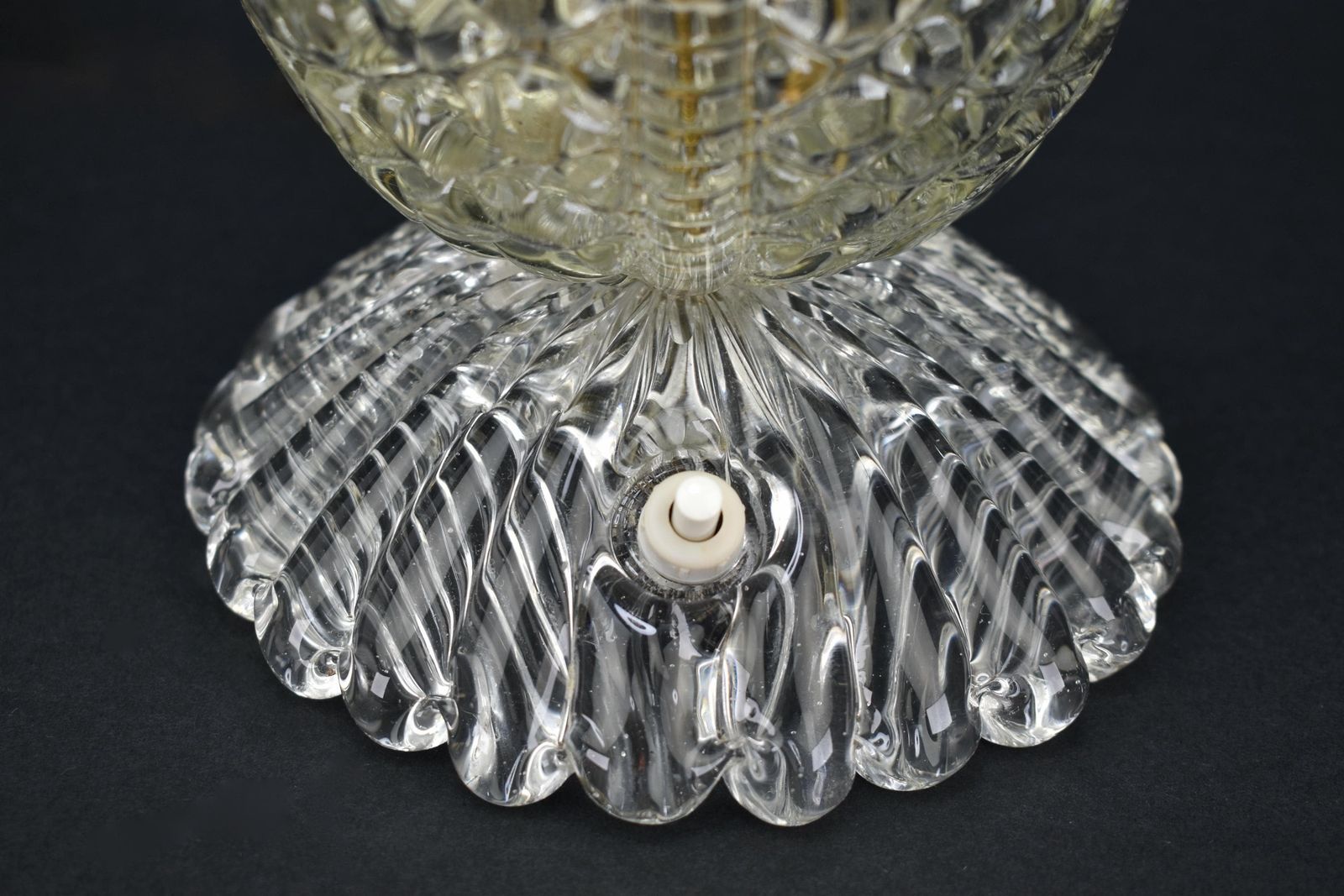 Barovier & Toso Murano Glass Table Lamp Light | Vintage Mid Century Accent Bedside Leaf Clear Italian Venetian 1950s Venini | Retro photo vintage