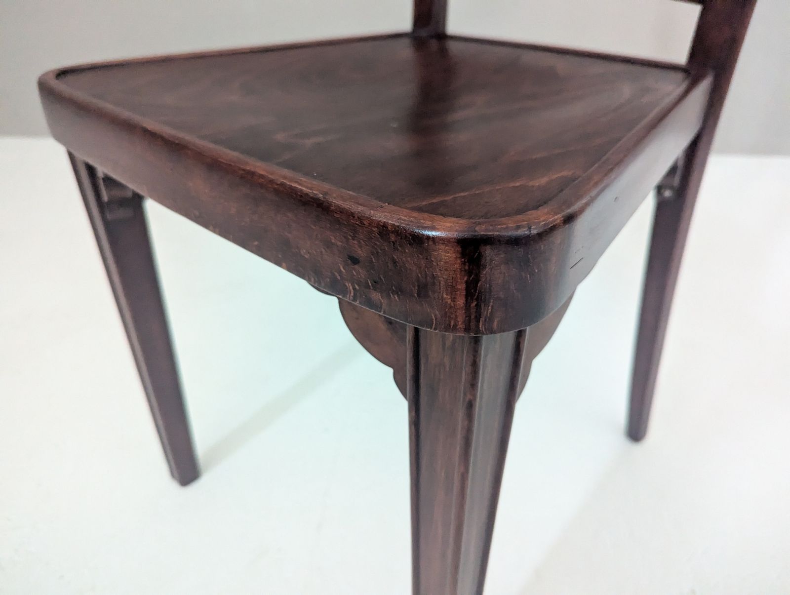 Pair Of Thonet A 562 Chairs By Gustav Siegel, Ca. 1926–1927 photo vinterior
