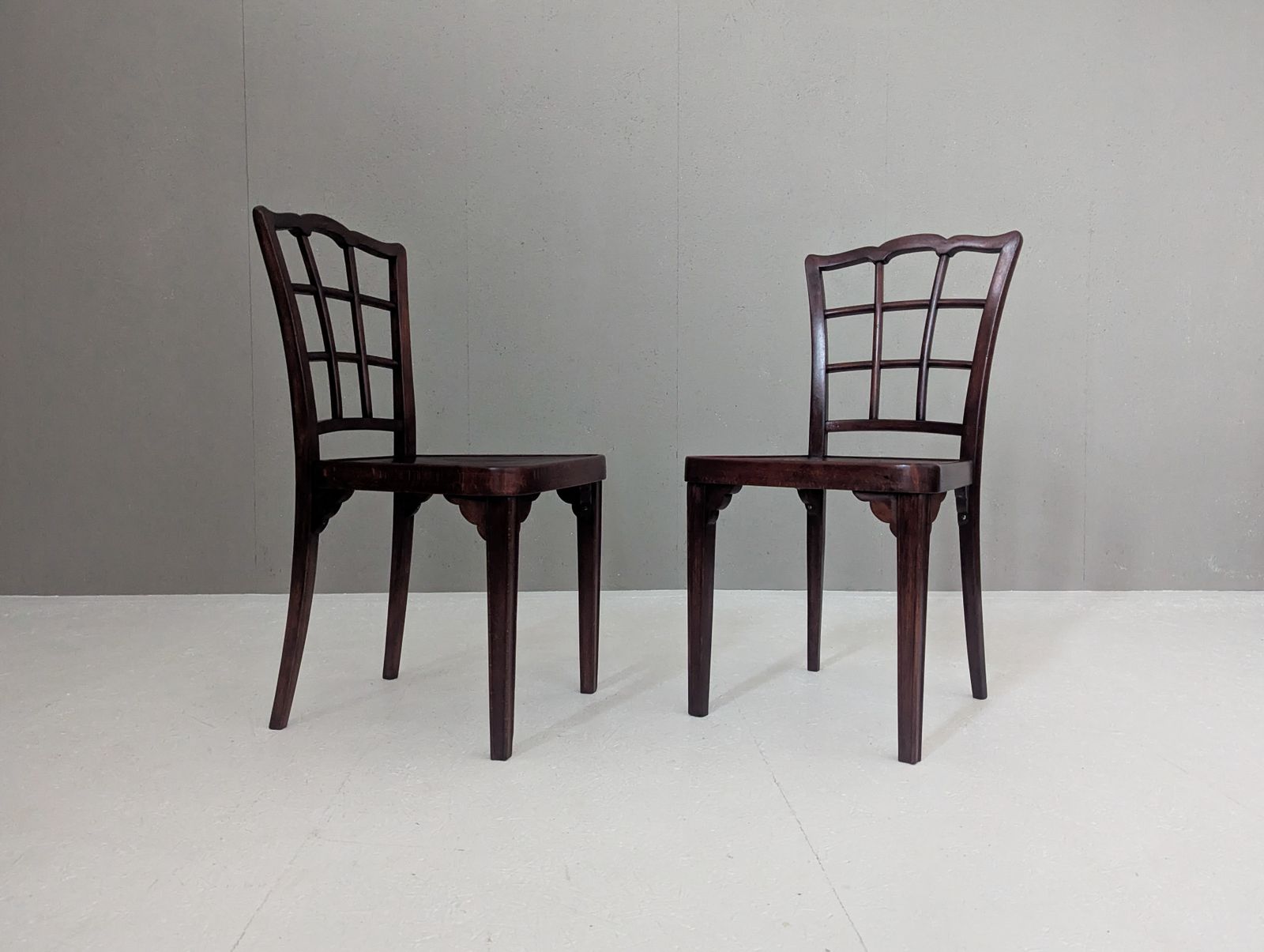 Pair Of Thonet A 562 Chairs By Gustav Siegel, Ca. 1926–1927