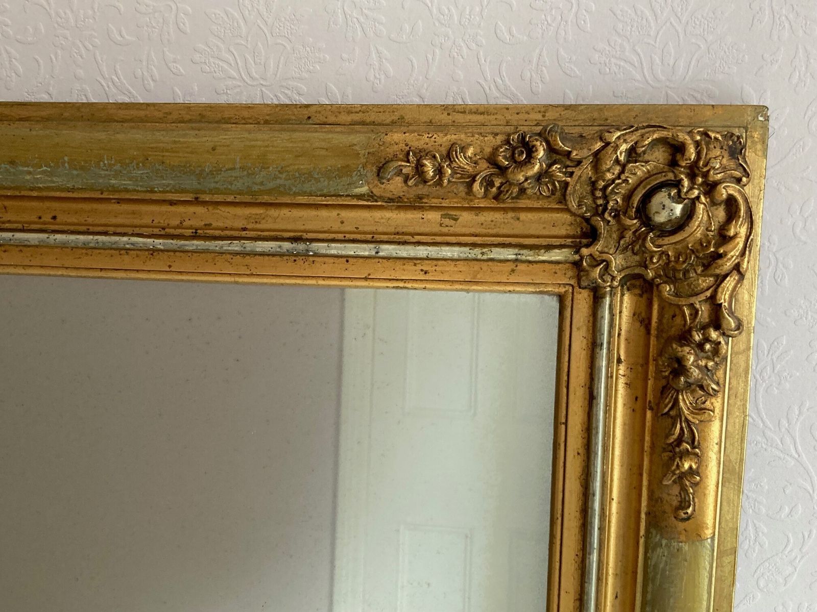 Elegant 19th Century French Giltwood Mirror photo furniture