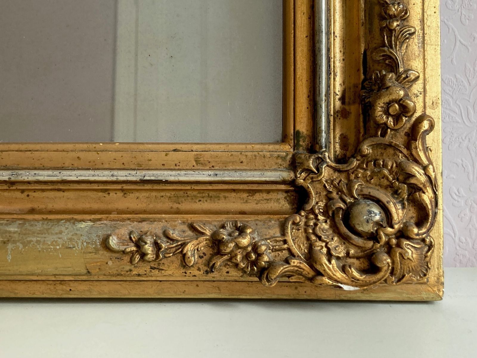 Elegant 19th Century French Giltwood Mirror photo for sale