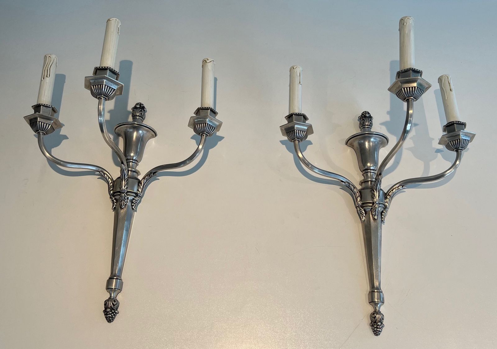 1650.0 Pair Of Large Louis XVI Style Wall Lights In Silver Metal With 3 Light Arms photo