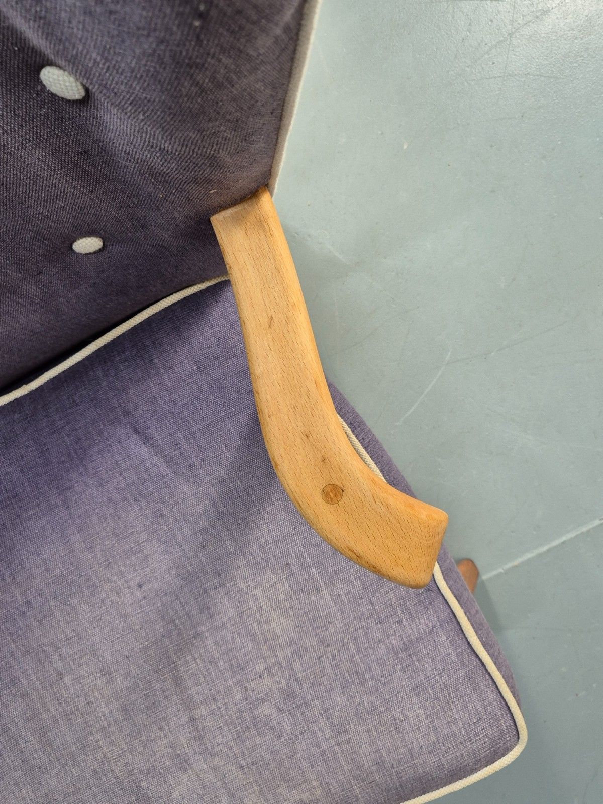 photo vinterior Vintage Parker Knoll Lounge Chair Wingback Retro Purple 1950s Mcm Eb10194 Mnor