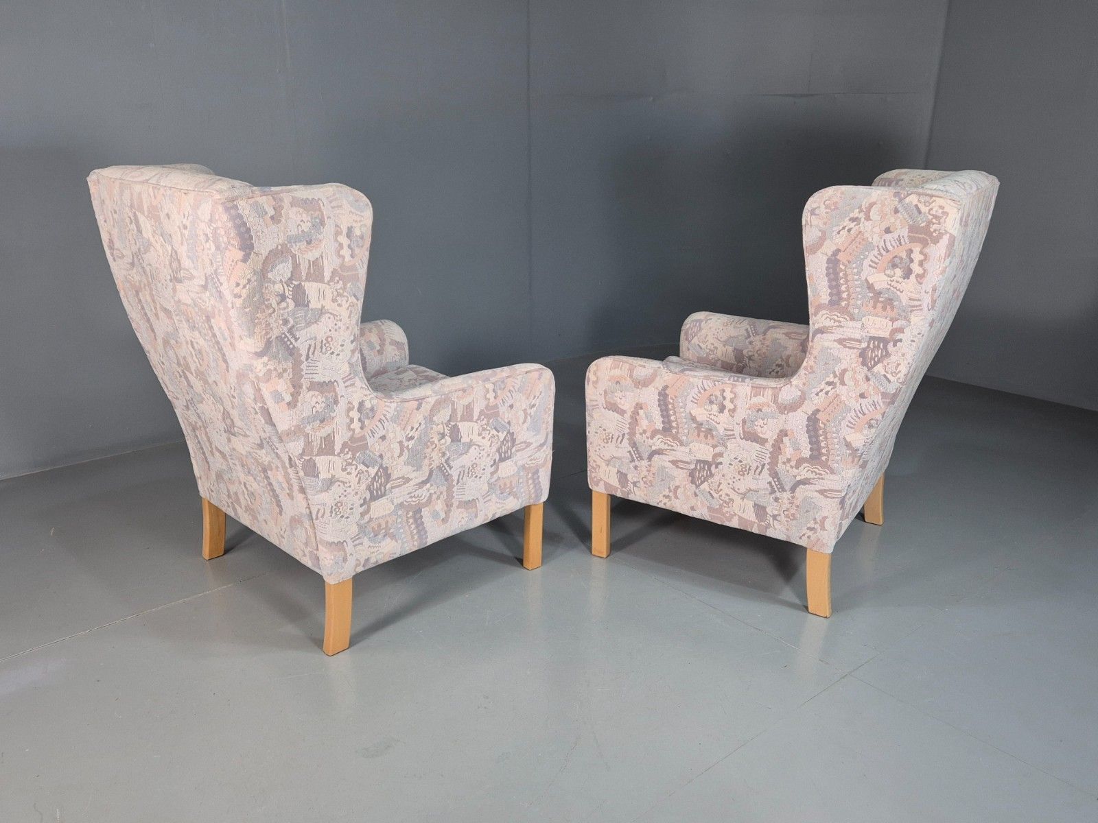 photo furniture 2 Vintage Danish Wing Back Lounge Chairs 1980s Retro  Eb8290 Mnor