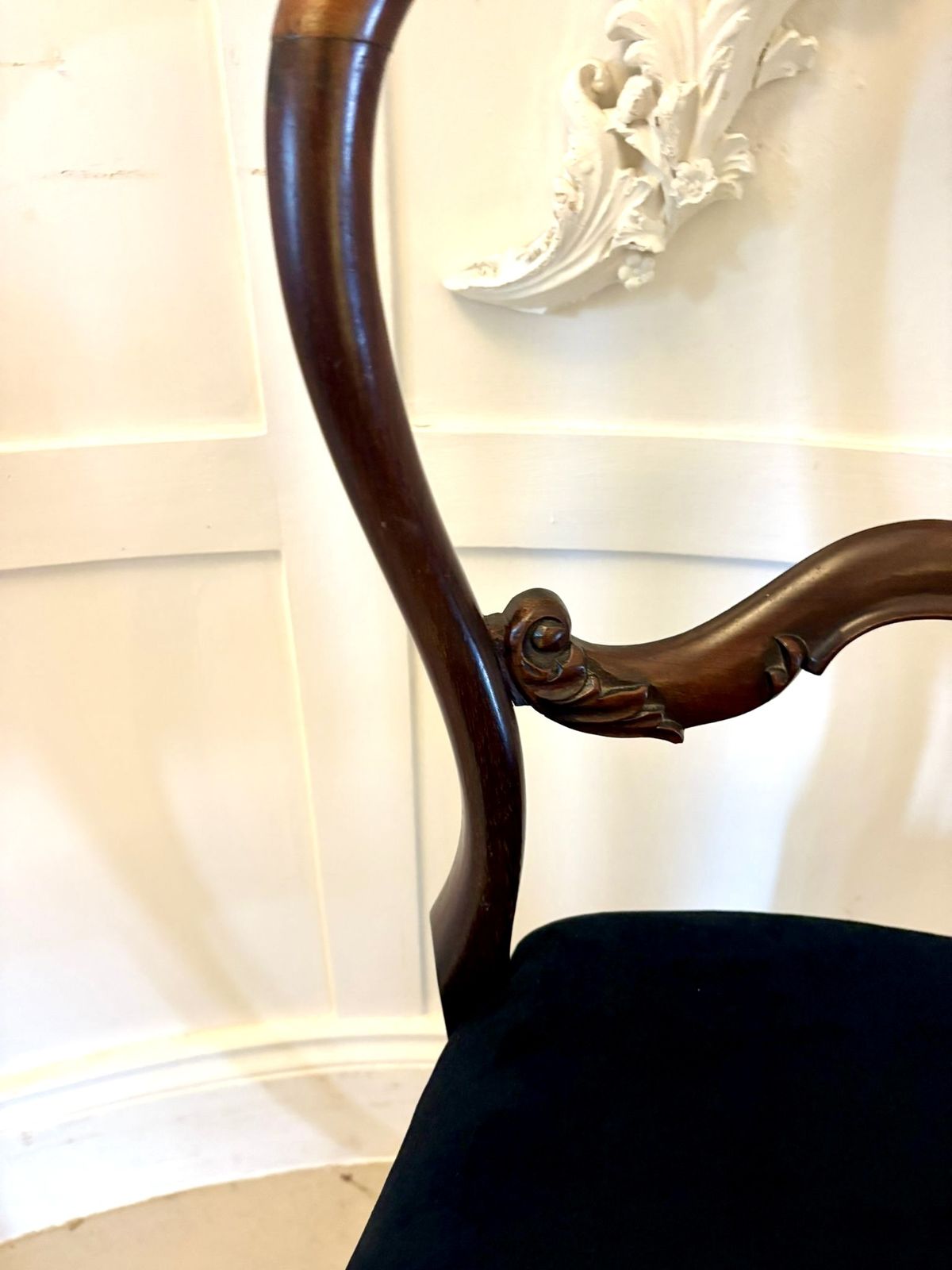 Superb Quality Set Of Ten Antique 19th Century Rosewood Dining Chairs photo vintage
