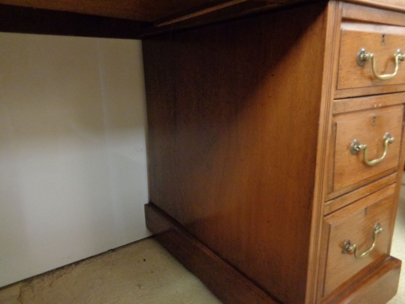 Edwardian Twin Pedestal Desk On Castors photo for sale
