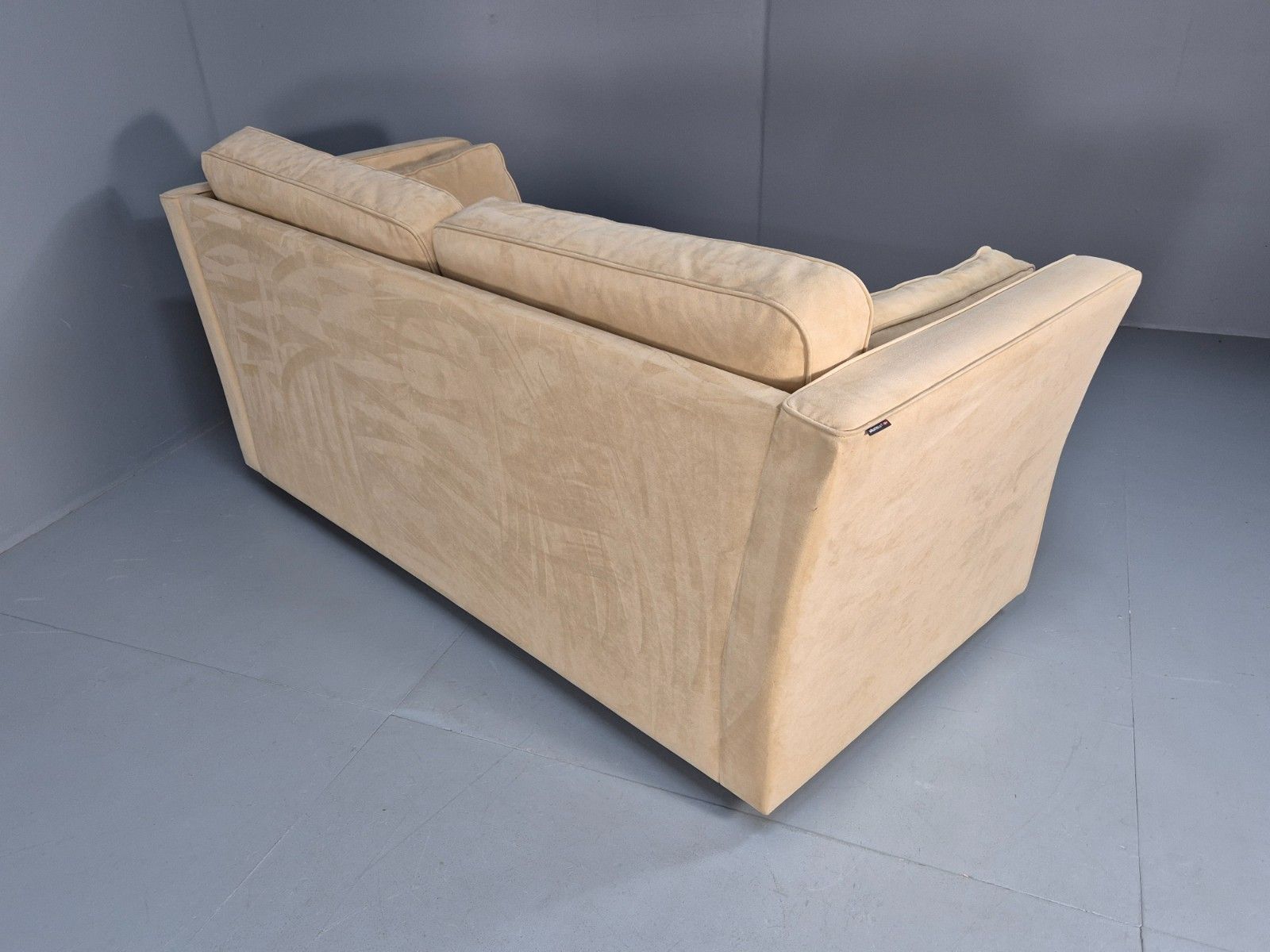 photo vintage Vintage 2 Seater Sofa By Skalma Beige Suede Danish Seating Eb10427 M2ss