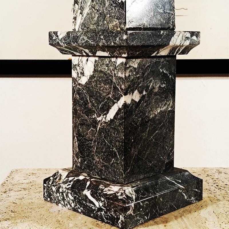 1960s Stunning Very Big Hand Carved Obelisk In Black Marble Of Aquitaine. Made In Italy. 57cm. H / 22.44 H Inches photo 671.0