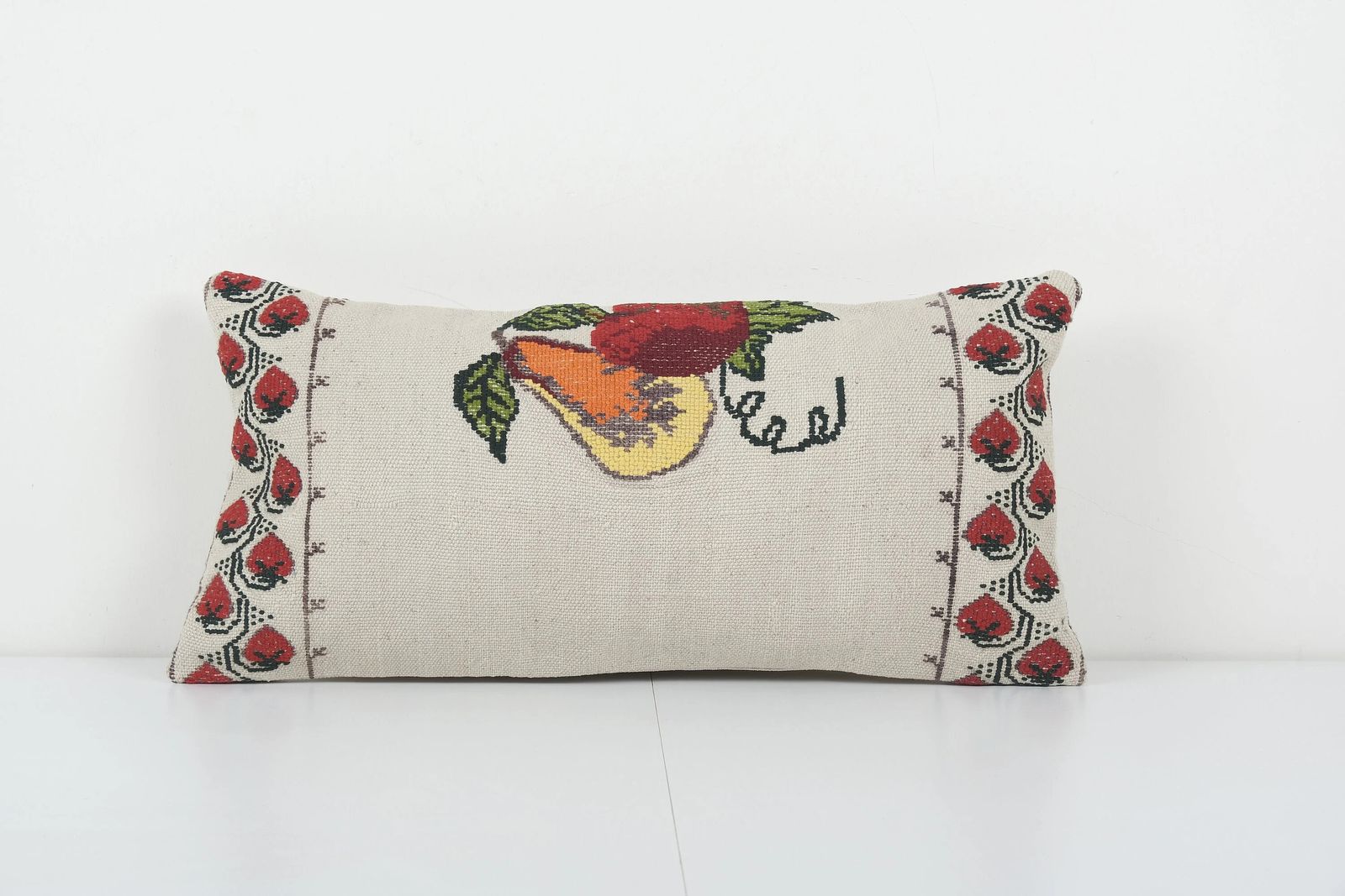 Embroided Turkish Kilim Pillow Cover, Aubusson Vase Design Kilim Rug Lumbar Pillow Cover, Vintage Floral Wool Kelim Cushion