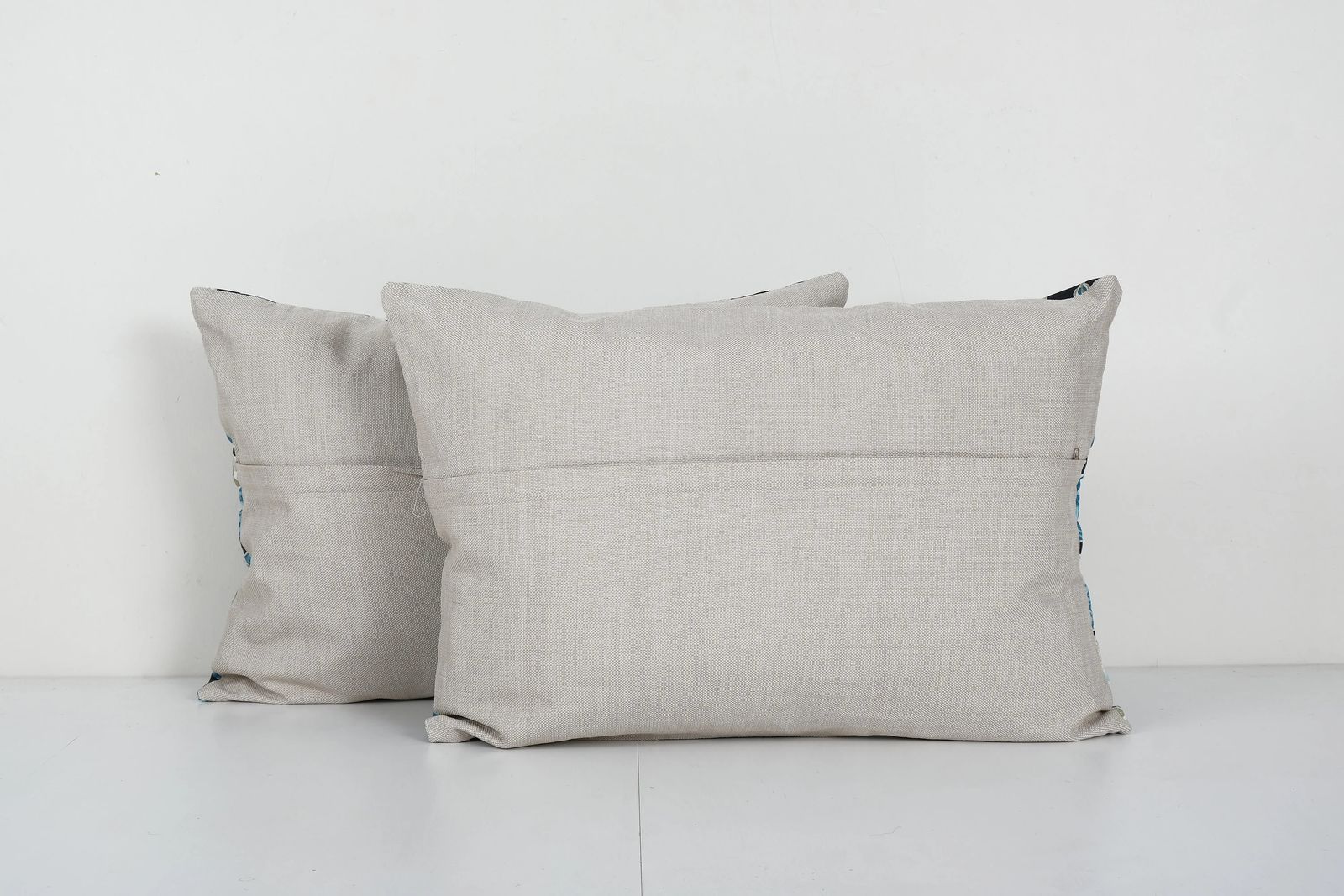 Uzbek Roller Printed Pillow Cover, Set Floral Cushion Cover photo Textiles