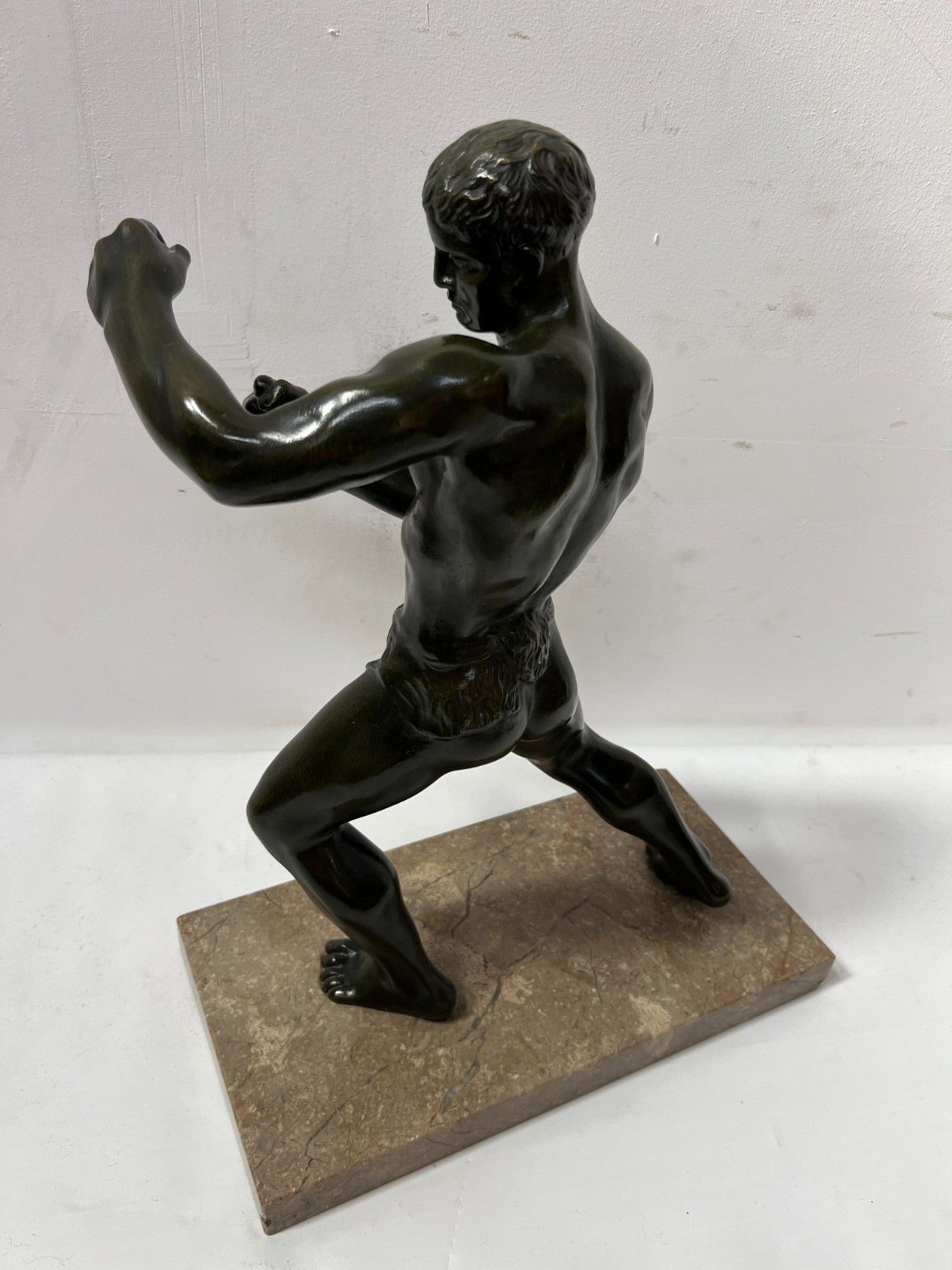 photo vinterior "The Boxer" Bronze Group With Patina Brown Green 20th Century