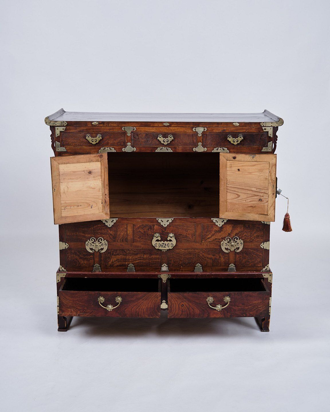 Antique Korean Bandaji Chest/Dresser   Wedding Chest   Dark Wood & Brass   Joseon Dynasty   1900s photo vinterior