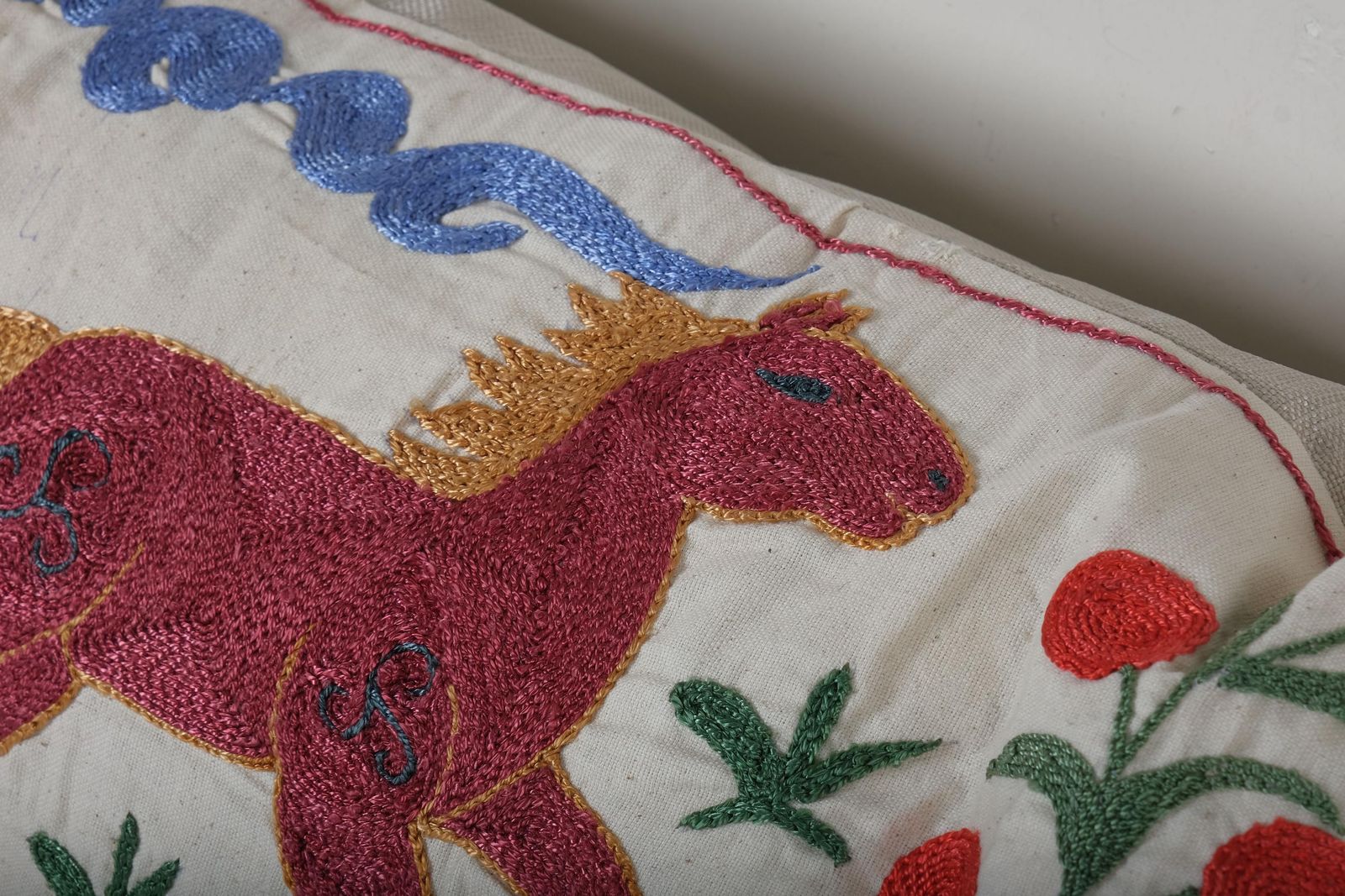 Suzani Horse Bedding Pillows Made From Tashkent Suzani, Hippie Extra Long Pictorial Cushion photo Textiles