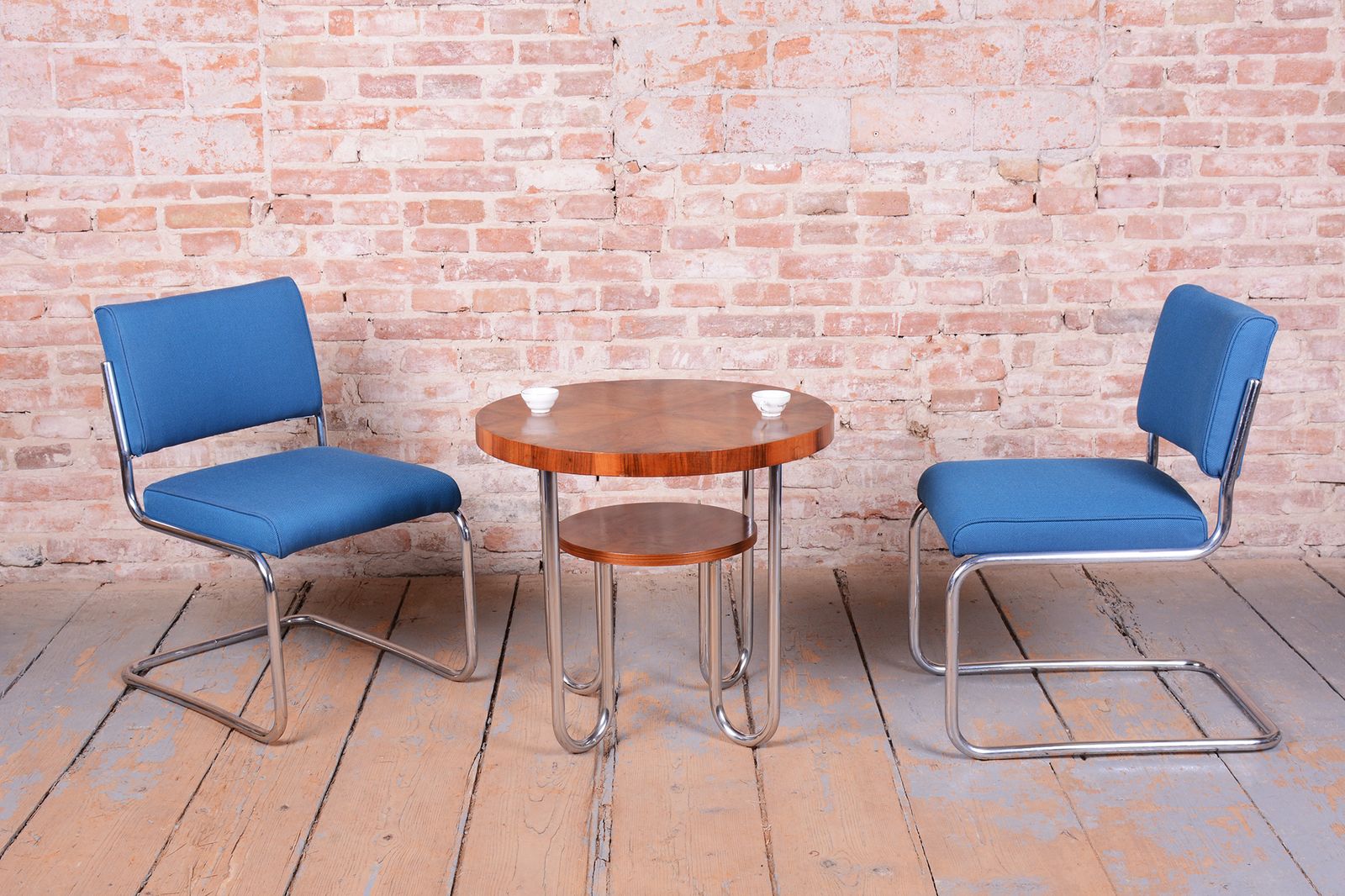 photo vintage Pair Of Restored Bauhaus Chairs, By Hynek Gottwald, Chrome, Czech, 1930s