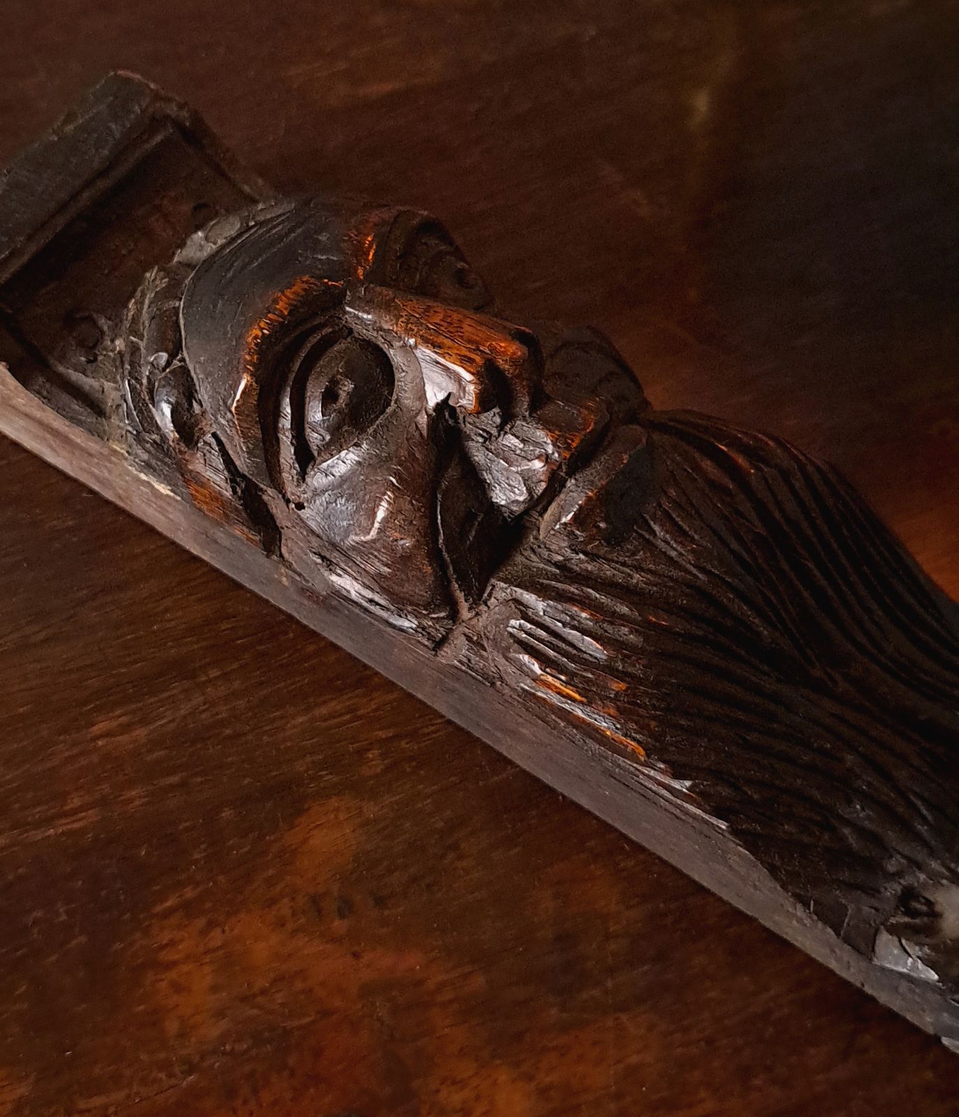 Heart Warming 17th Century Carved Oak Face Corbels C. 1670 photo 470.0
