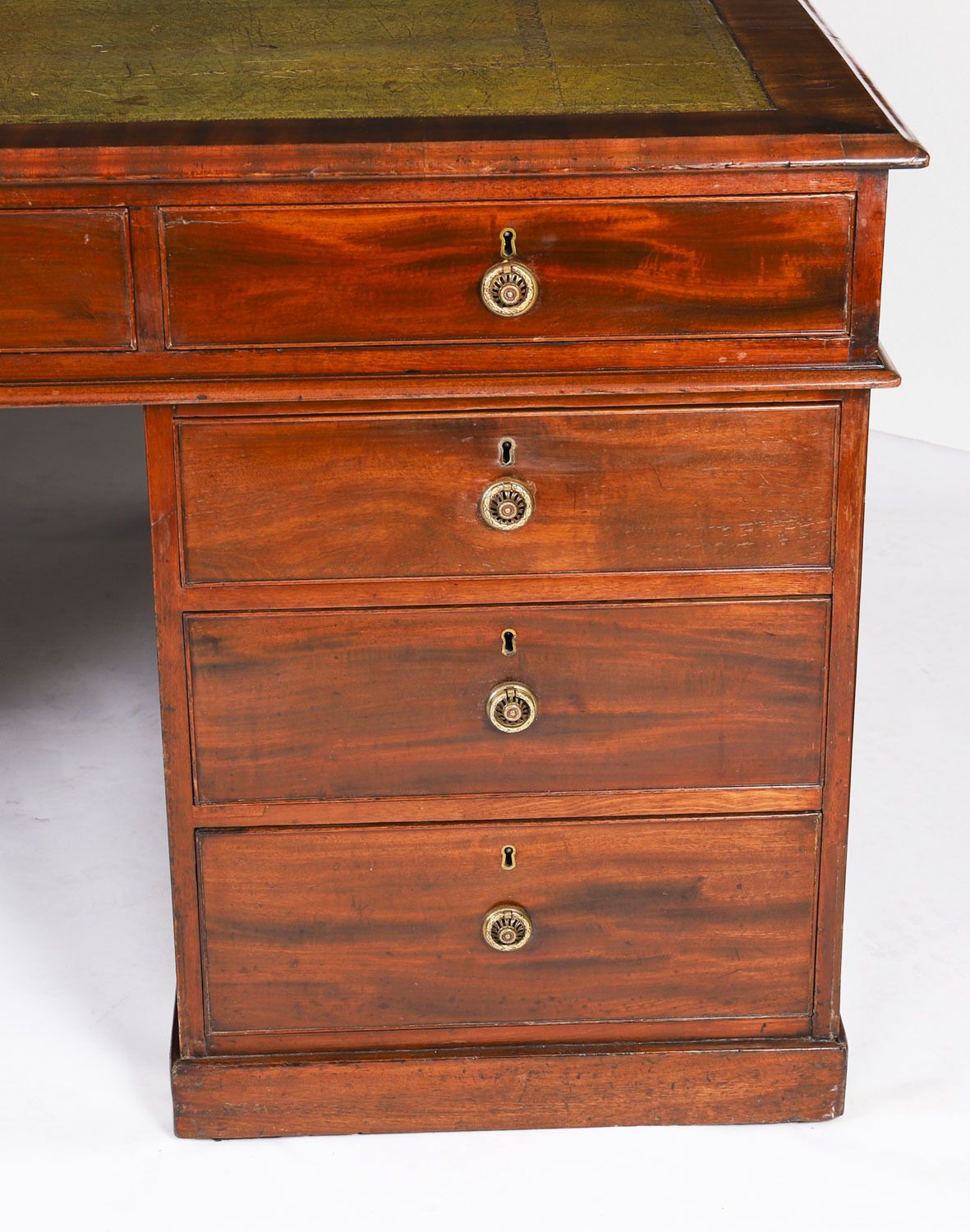 photo furniture Antique George III Flame Mahogany Partners Pedestal Desk C1790 18th Century