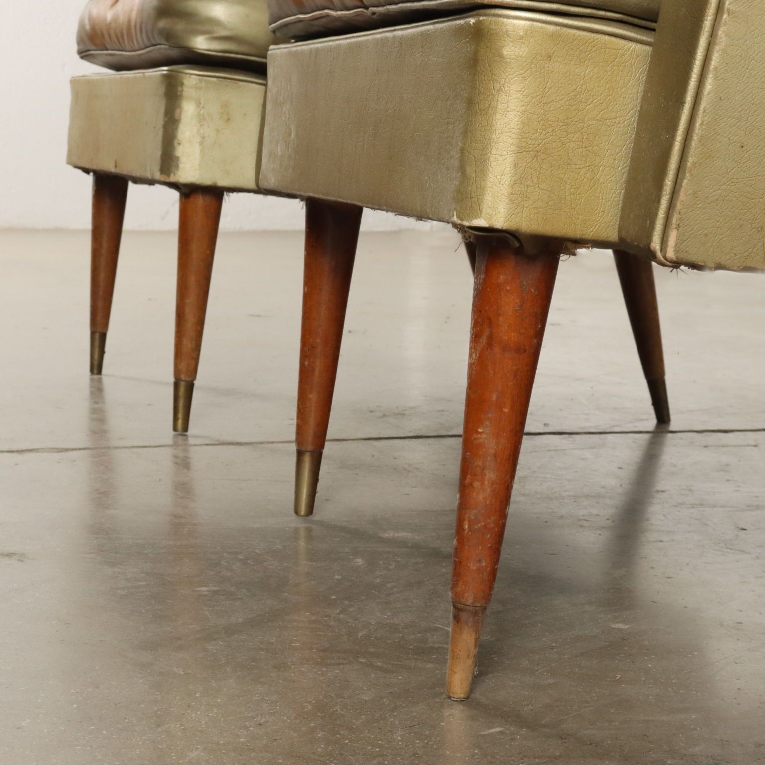 photo furniture Vintage 1950s Armchair Wood Leatherette Padding Argentina