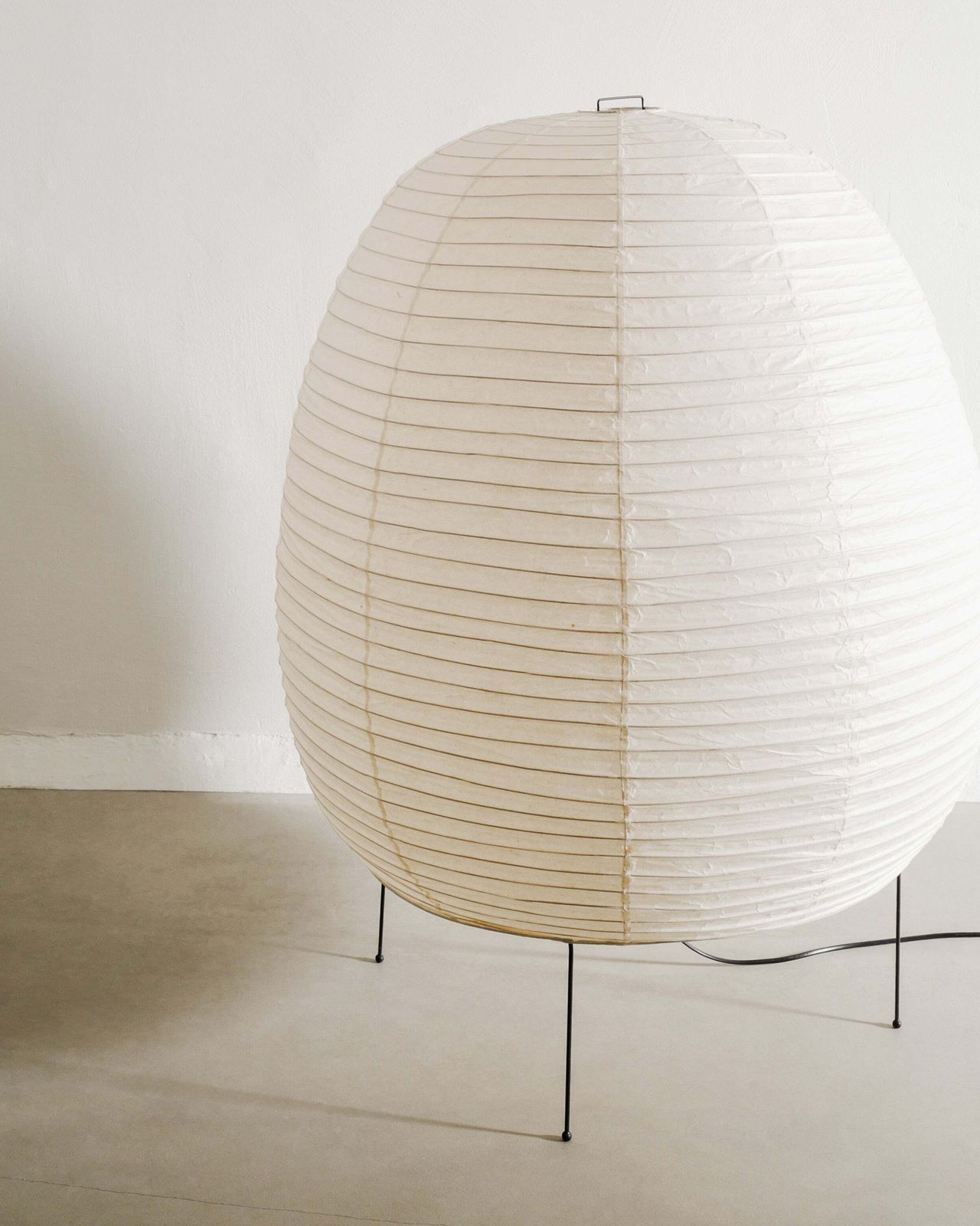 Mid Century Foor Lamp Model "N21" In Washi Paper And Metal By Isamu Noguchi For Ozeki & Co In Japan, 1960s photo furniture